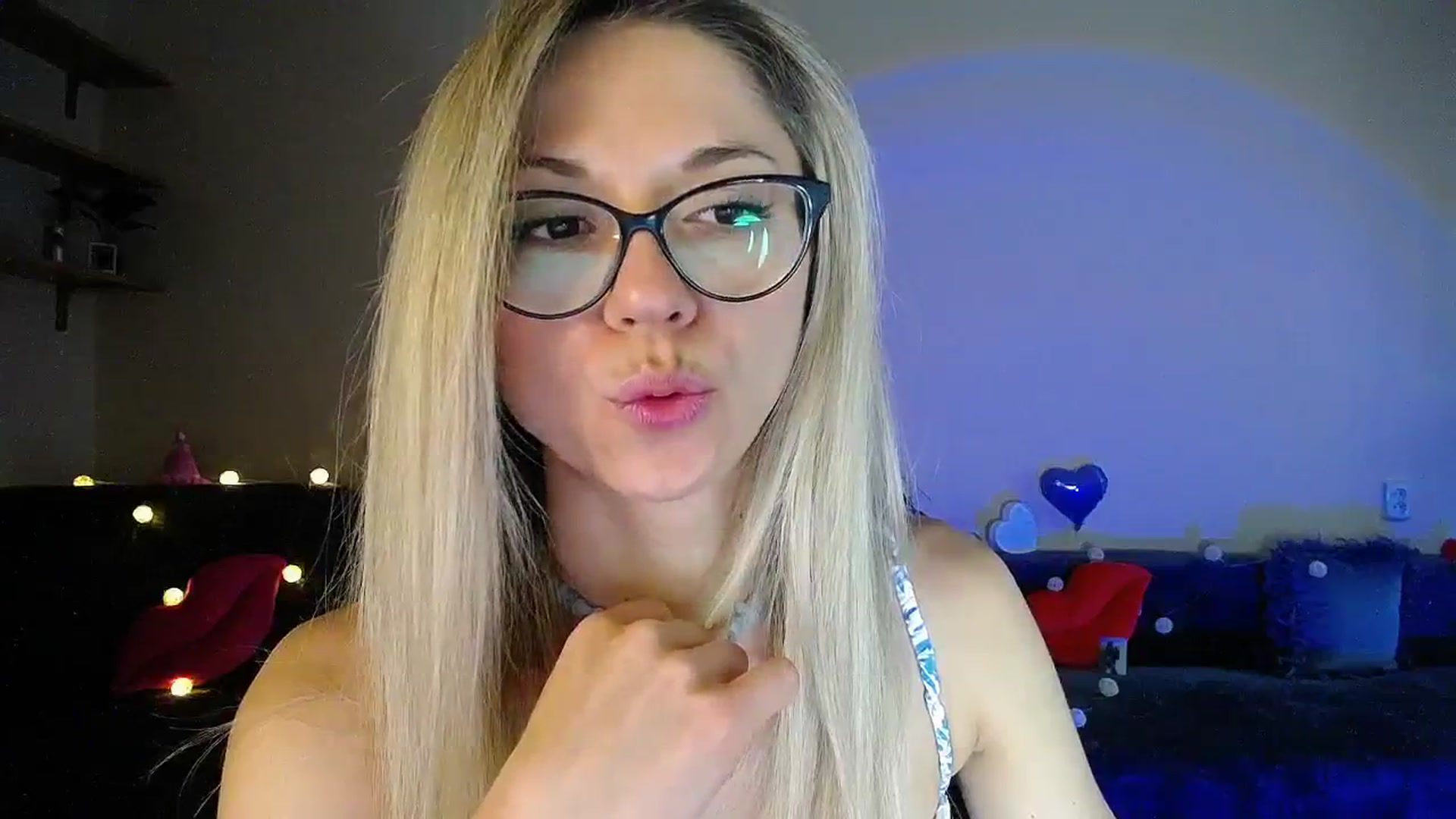 Gallery image thumbnail from Sunshine_alis's myfreecams stream on, 07/23/2025, 18:23 image 12 of 20