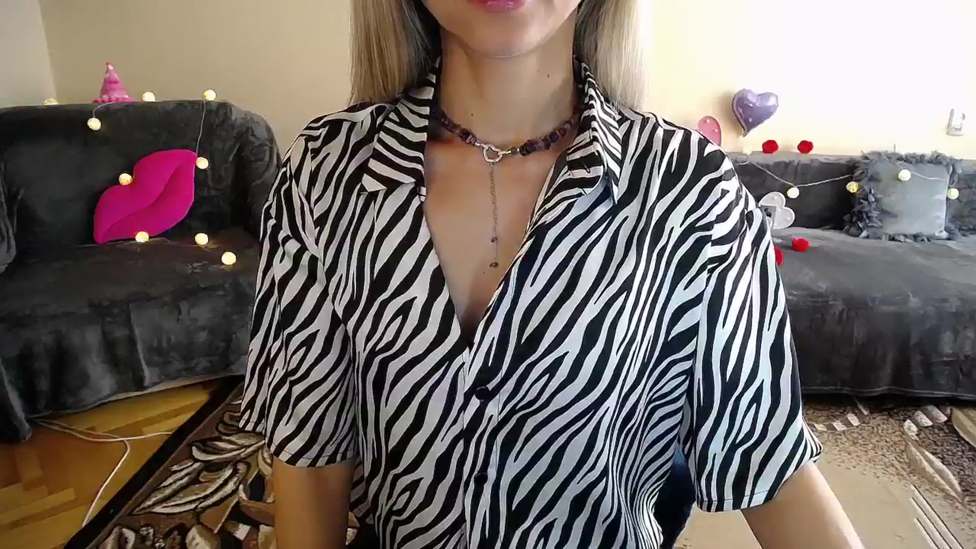 Gallery image thumbnail from Sunshine_alis's myfreecams stream on, 07/24/2025, 15:38 image 17 of 20