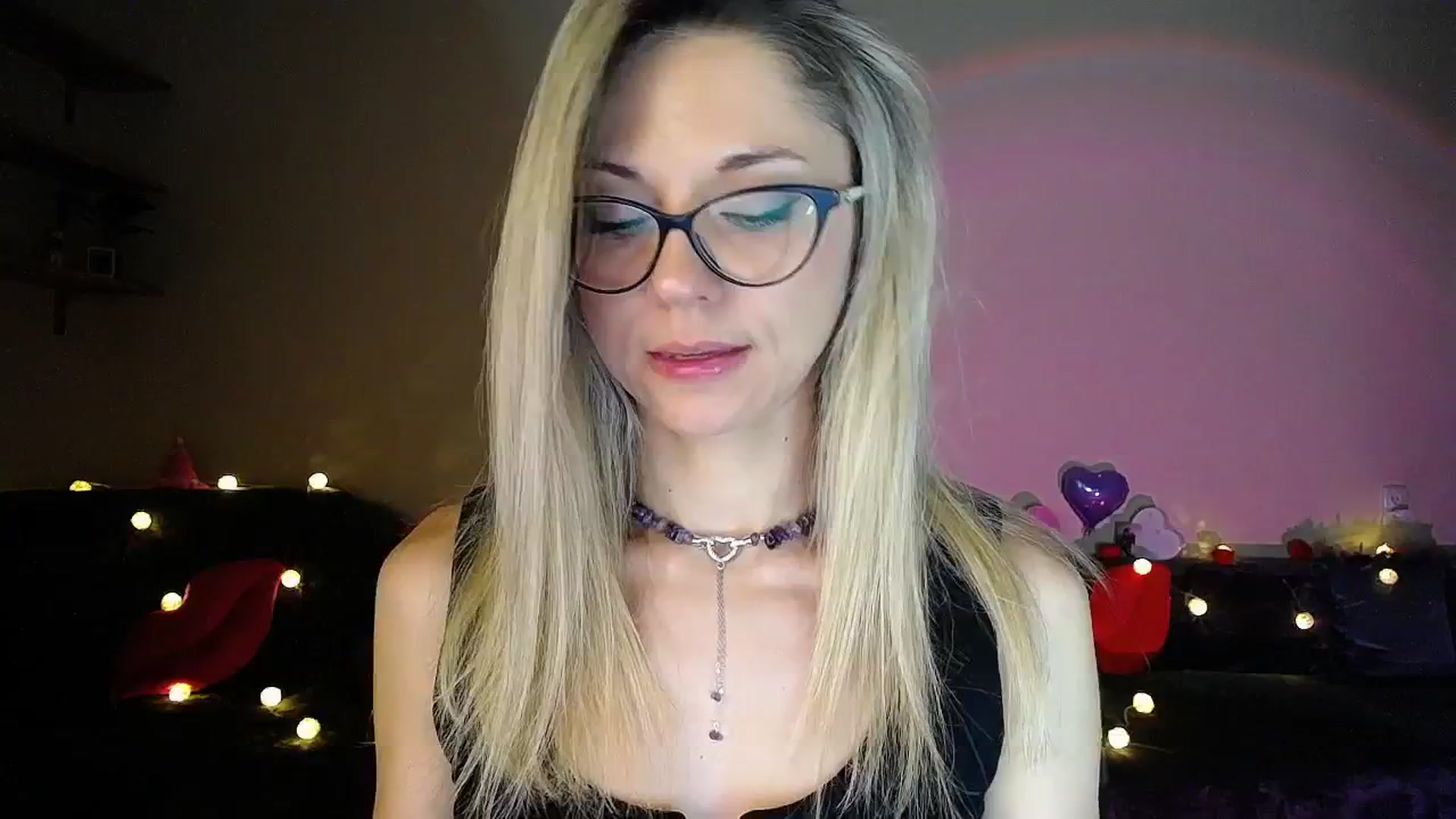 Gallery image thumbnail from Sunshine_alis's myfreecams stream on, 07/25/2025, 20:08 image 1 of 20