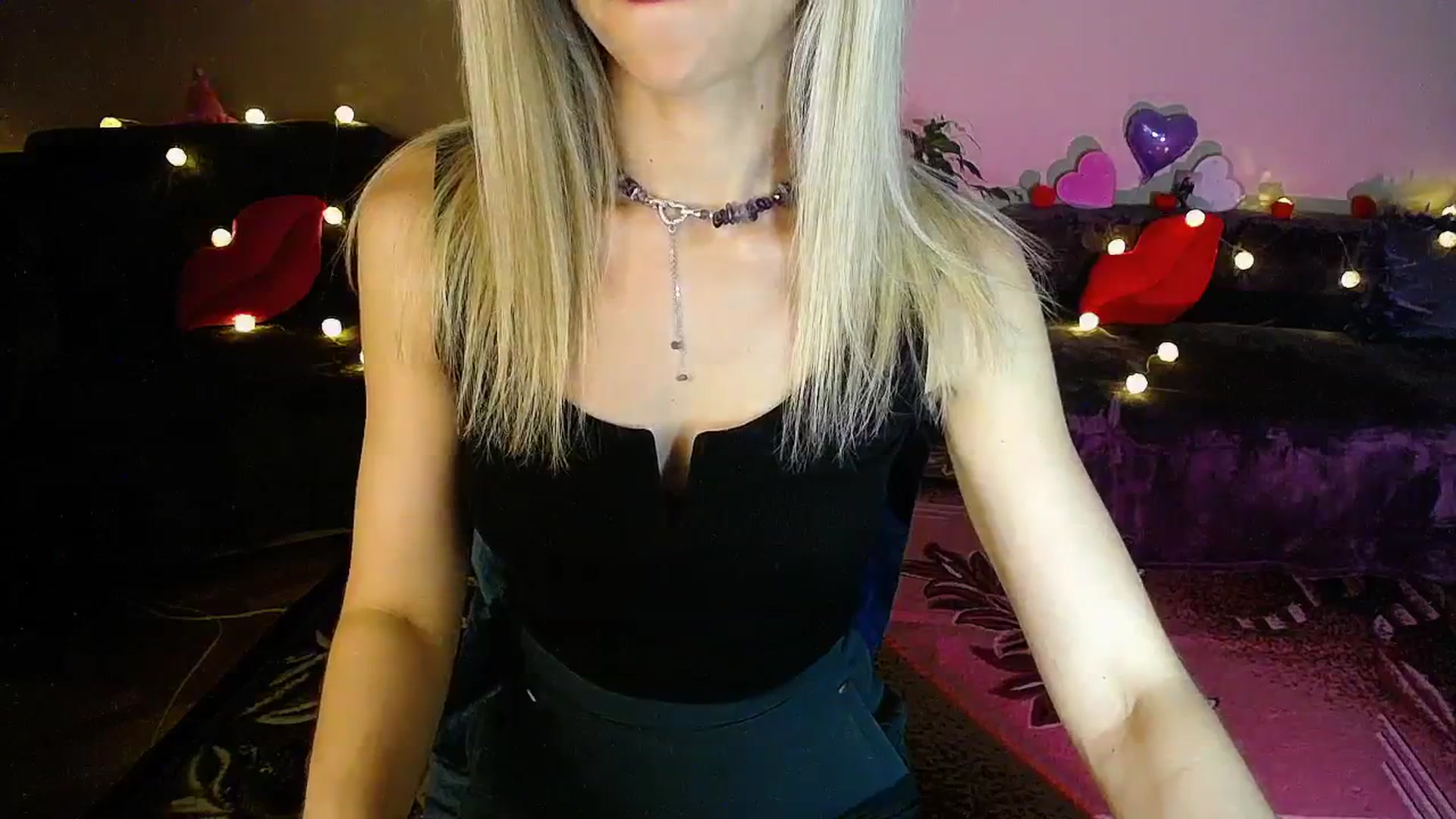 Gallery image thumbnail from Sunshine_alis's myfreecams stream on, 07/25/2025, 20:08 image 19 of 20