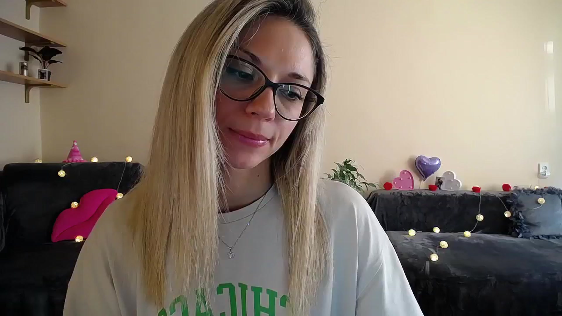Gallery image thumbnail from Sunshine_alis's myfreecams stream on, 07/28/2025, 16:35 image 1 of 20