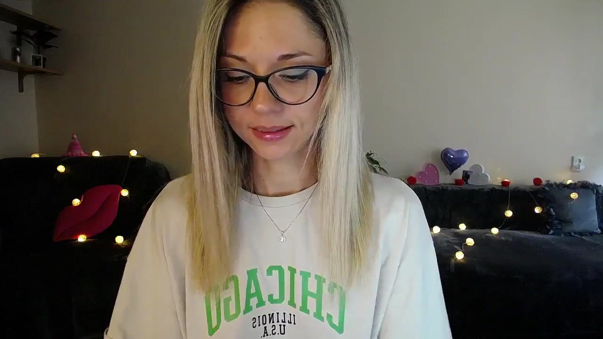 Gallery image thumbnail from Sunshine_alis's myfreecams stream on, 07/28/2025, 16:35 image 6 of 20