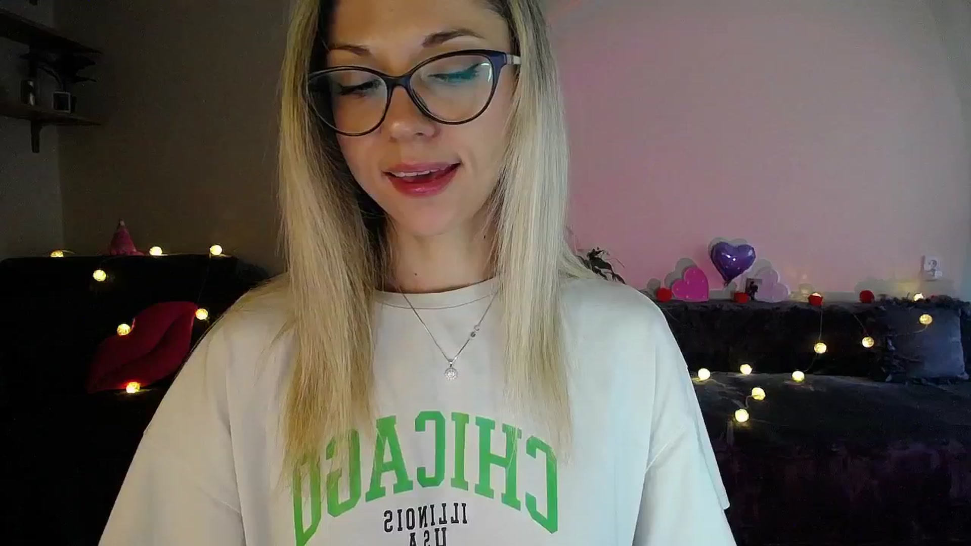 Gallery image thumbnail from Sunshine_alis's myfreecams stream on, 07/28/2025, 17:26 image 3 of 20