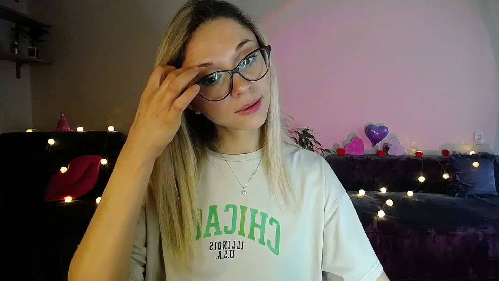 Gallery image thumbnail from Sunshine_alis's myfreecams stream on, 07/28/2025, 17:26 image 9 of 20