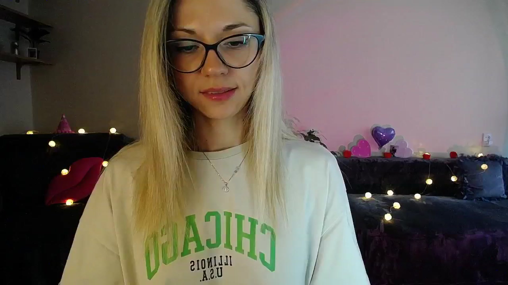 Gallery image thumbnail from Sunshine_alis's myfreecams stream on, 07/28/2025, 17:26 image 1 of 20