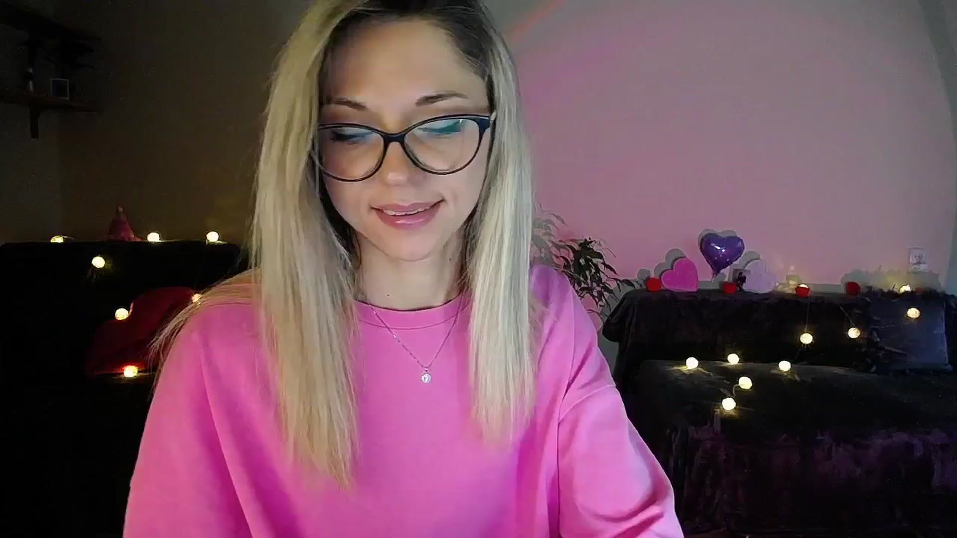 Gallery image thumbnail from Sunshine_alis's myfreecams stream on, 07/29/2025, 16:28 image 16 of 20