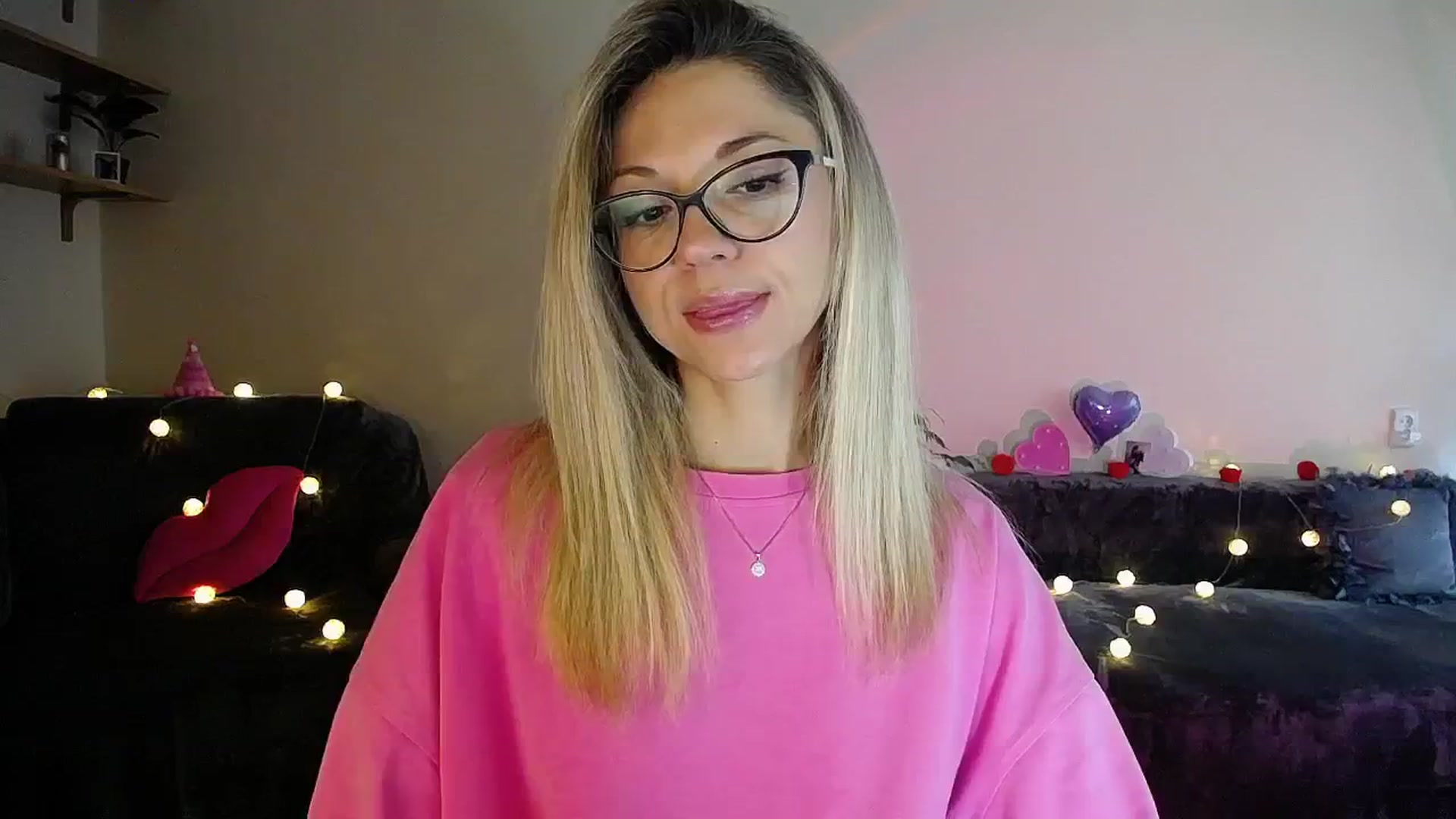 Gallery image thumbnail from Sunshine_alis's myfreecams stream on, 07/29/2025, 16:28 image 6 of 20