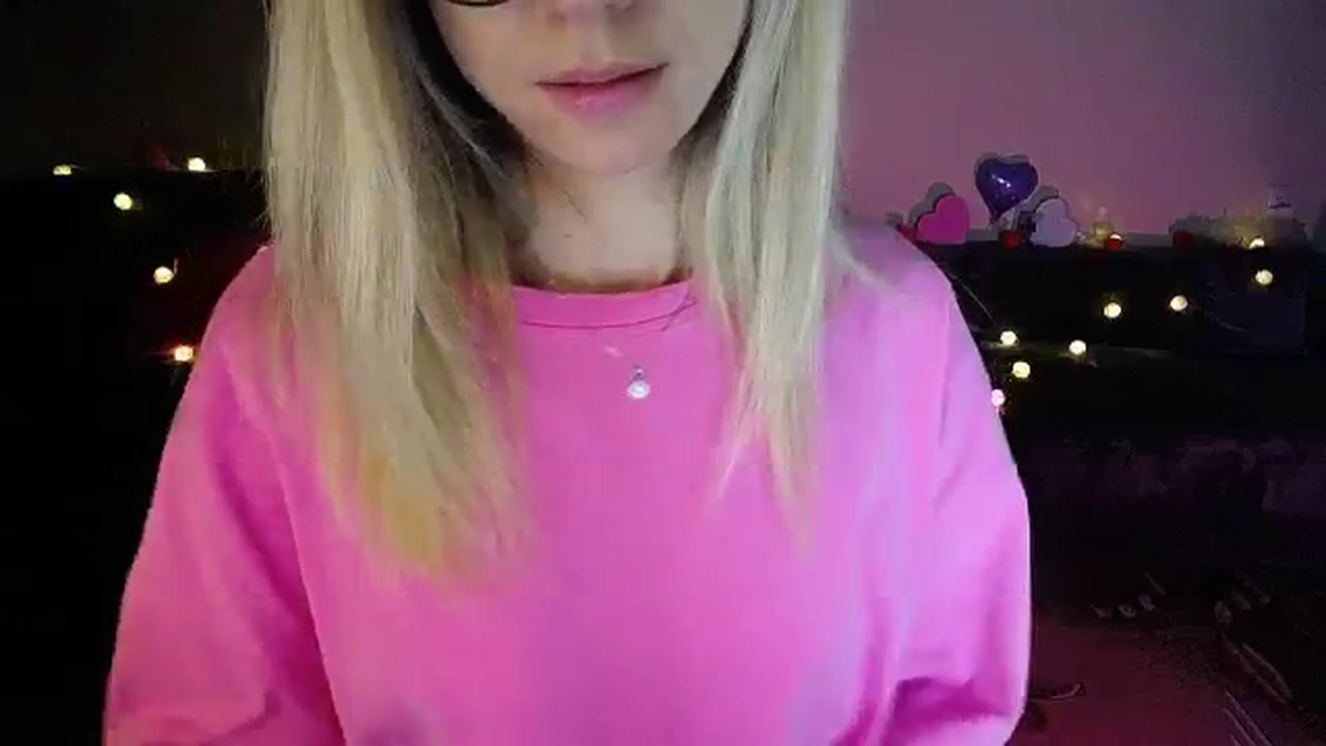 Gallery image thumbnail from Sunshine_alis's myfreecams stream on, 07/29/2025, 18:22 image 10 of 20