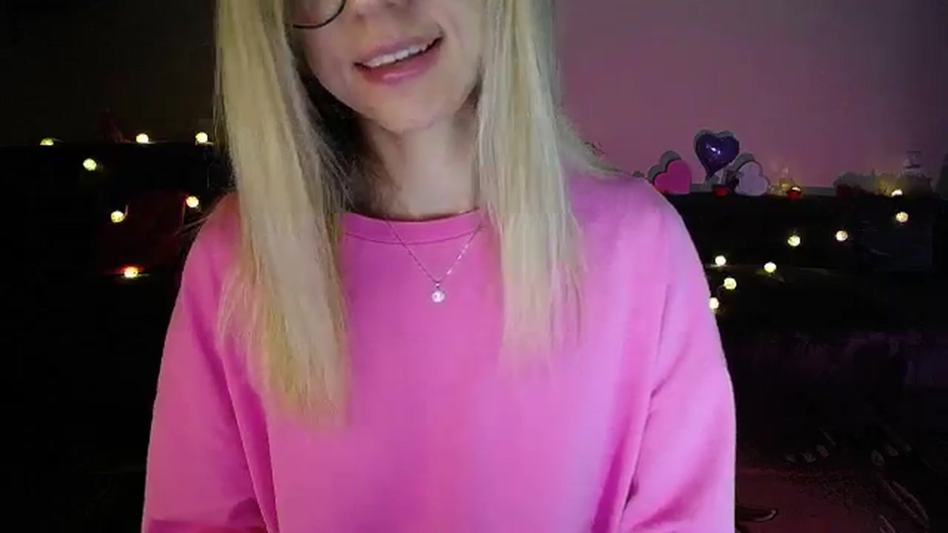 Gallery image thumbnail from Sunshine_alis's myfreecams stream on, 07/29/2025, 18:22 image 15 of 20