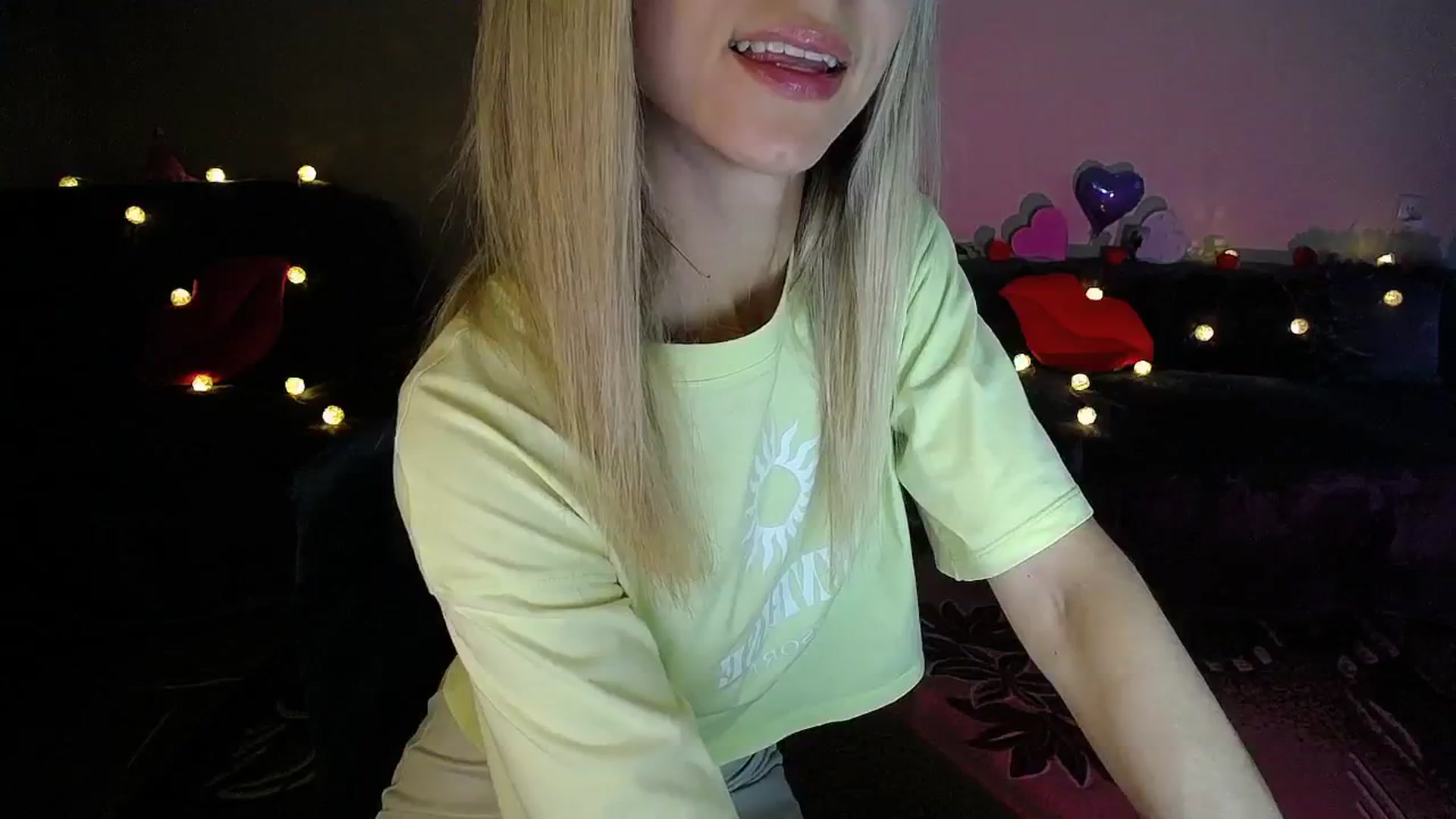 Gallery image thumbnail from Sunshine_alis's myfreecams stream on, 07/31/2025, 18:16 image 9 of 20