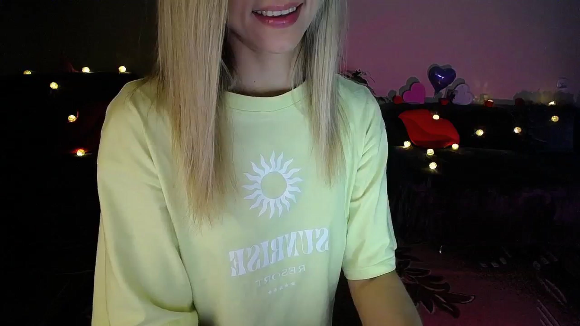 Gallery image thumbnail from Sunshine_alis's myfreecams stream on, 07/31/2025, 18:16 image 12 of 20