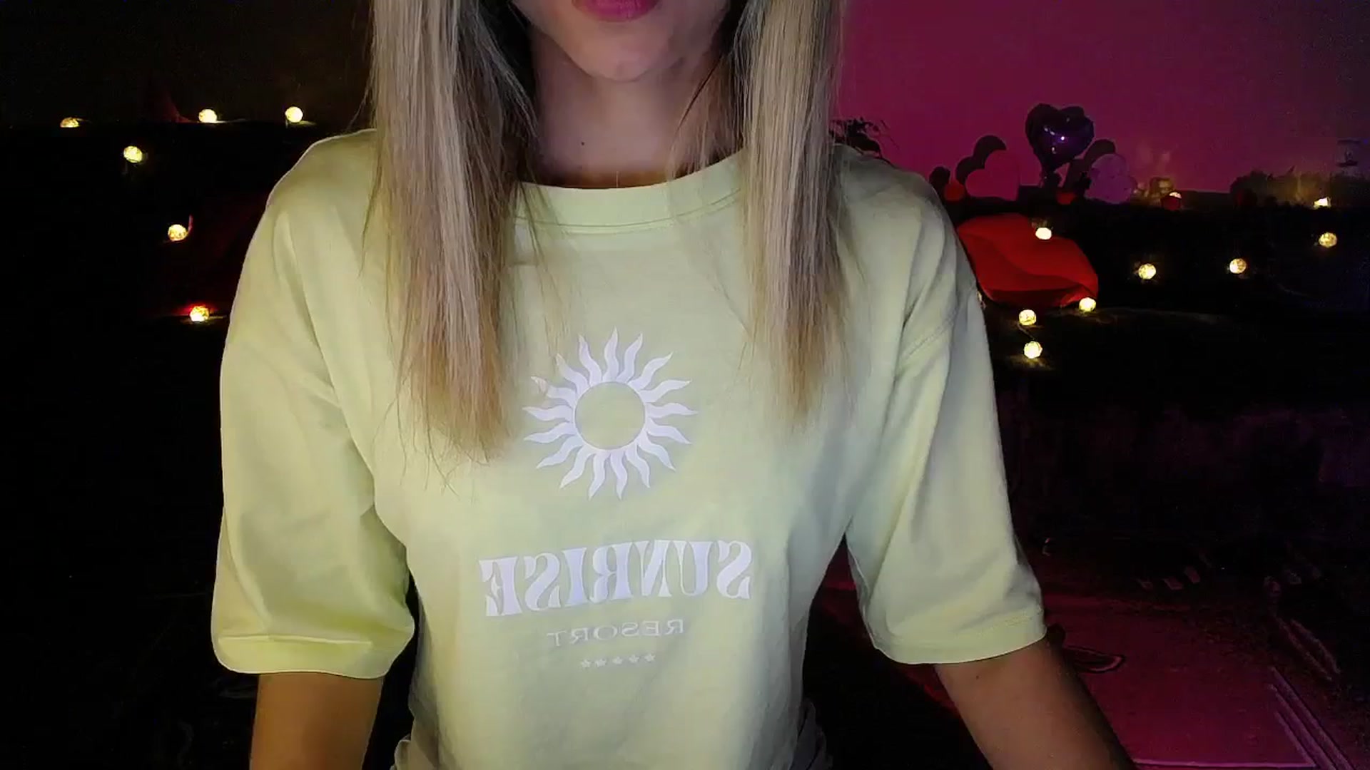 Gallery image thumbnail from Sunshine_alis's myfreecams stream on, 07/31/2025, 18:16 image 14 of 20