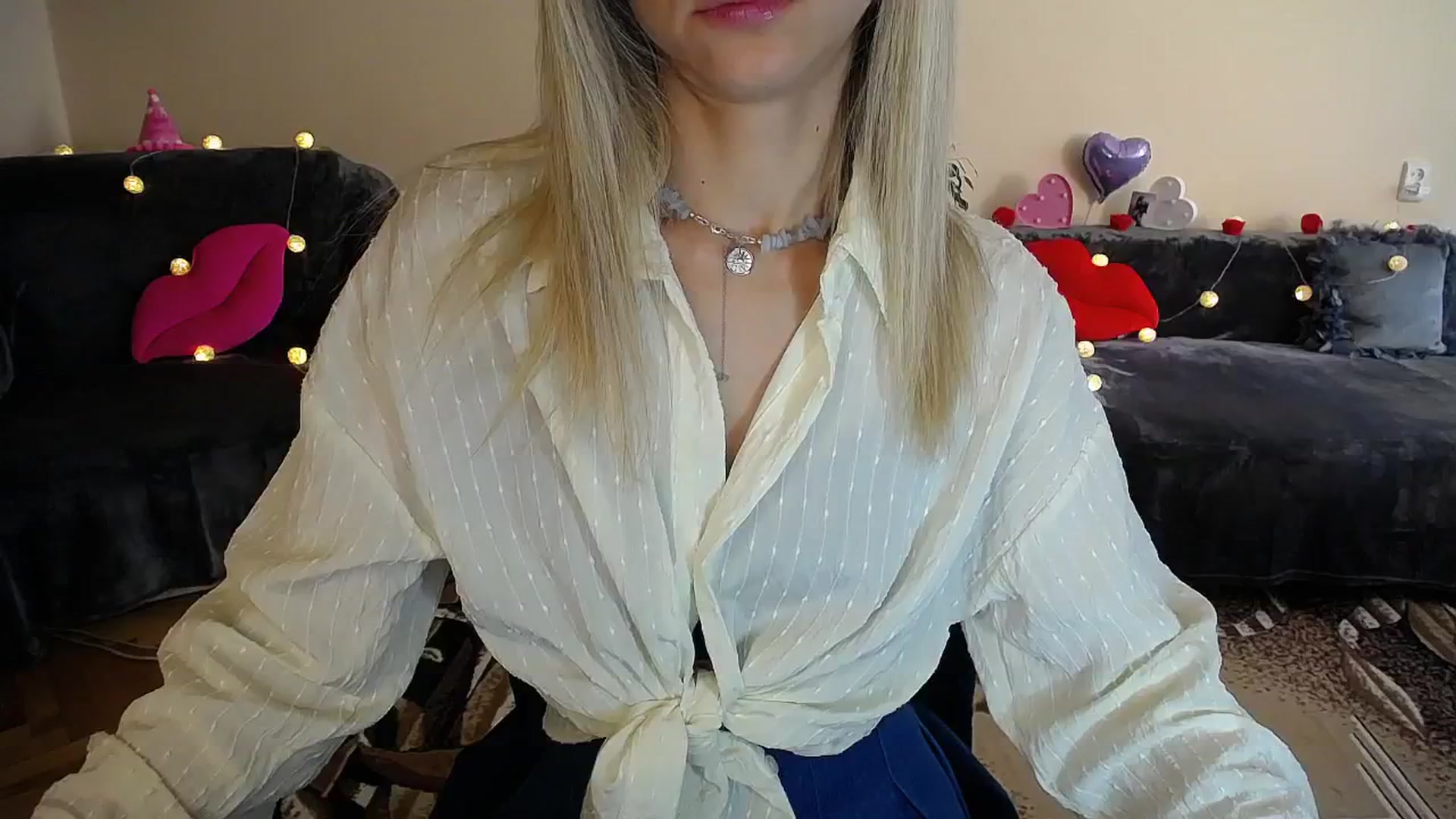 Gallery image thumbnail from Sunshine_alis's myfreecams stream on, 08/01/2025, 16:15 image 11 of 20