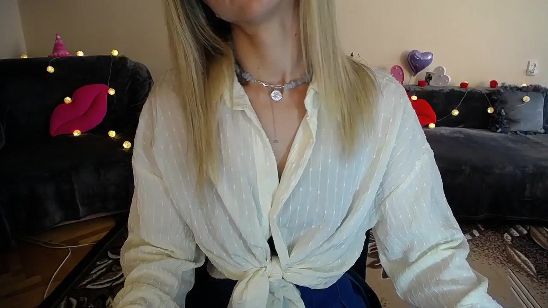 Gallery image thumbnail from Sunshine_alis's myfreecams stream on, 08/01/2025, 16:15 image 12 of 20