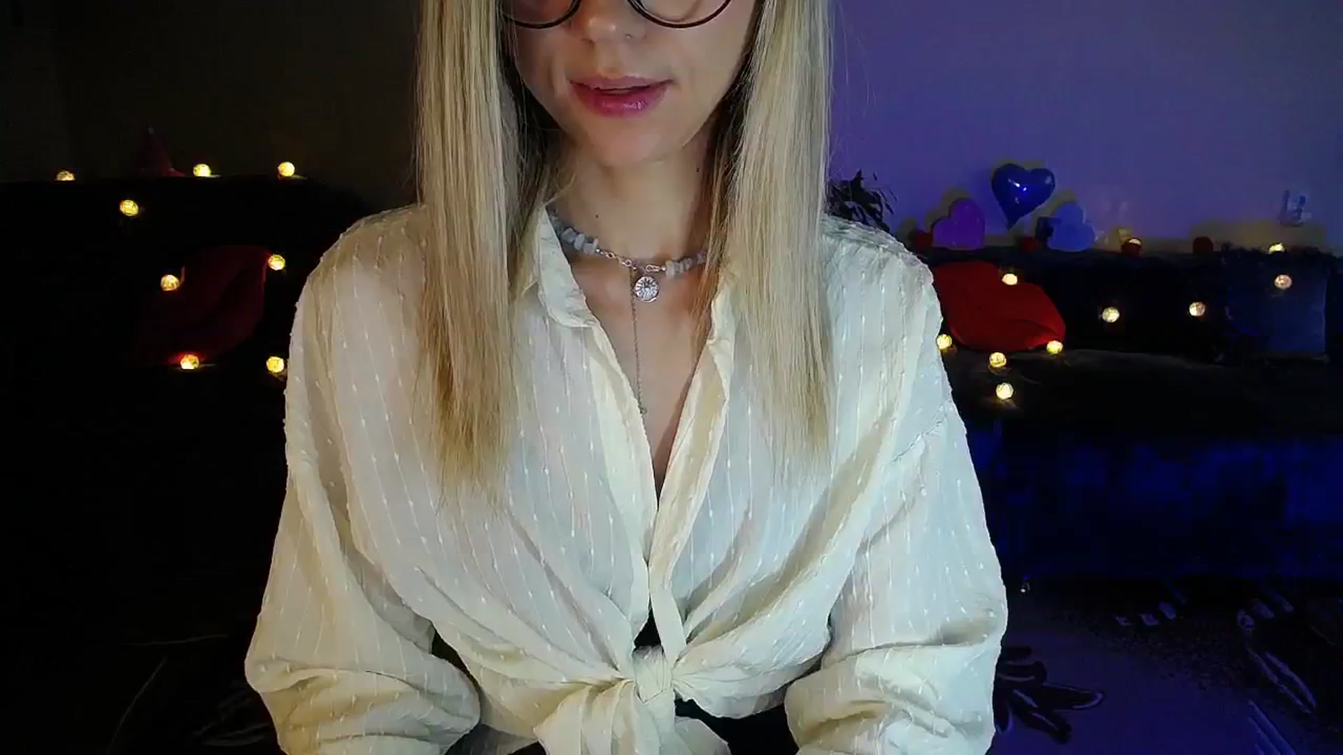 Gallery image thumbnail from Sunshine_alis's myfreecams stream on, 08/01/2025, 17:32 image 15 of 20