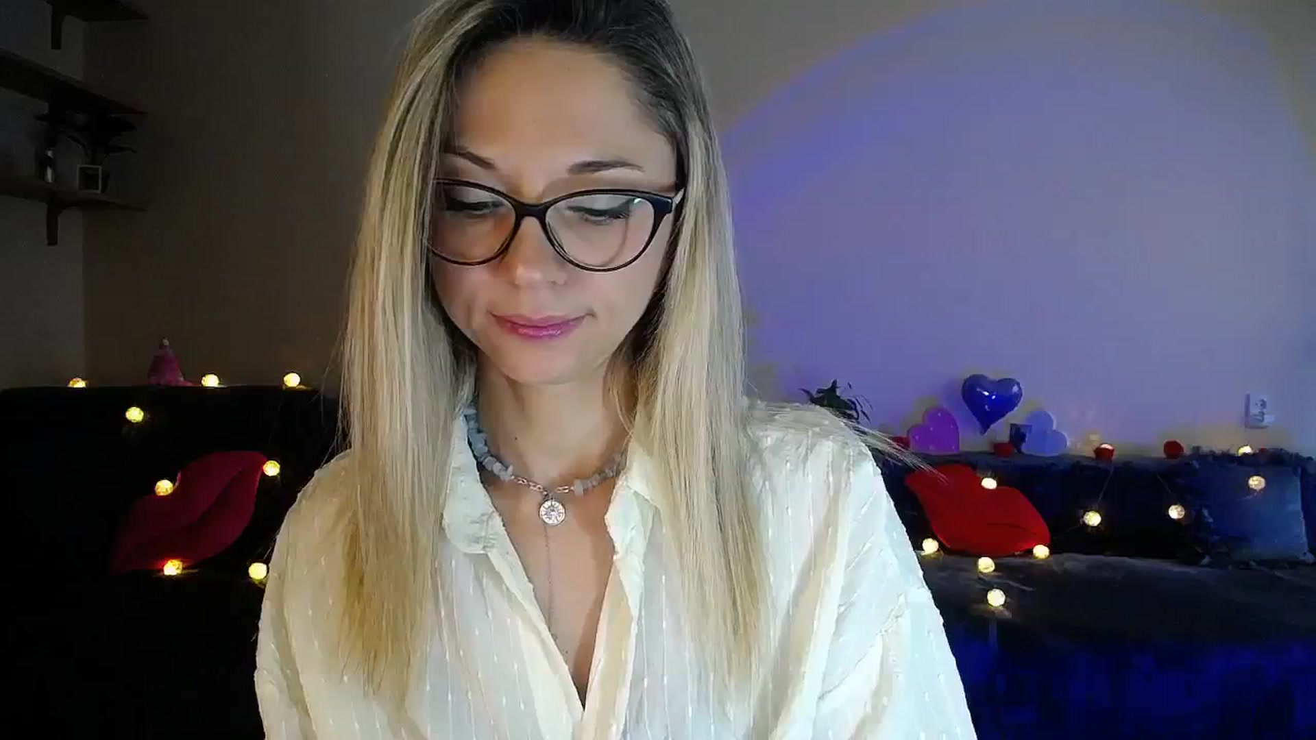 Gallery image thumbnail from Sunshine_alis's myfreecams stream on, 08/01/2025, 17:32 image 2 of 20