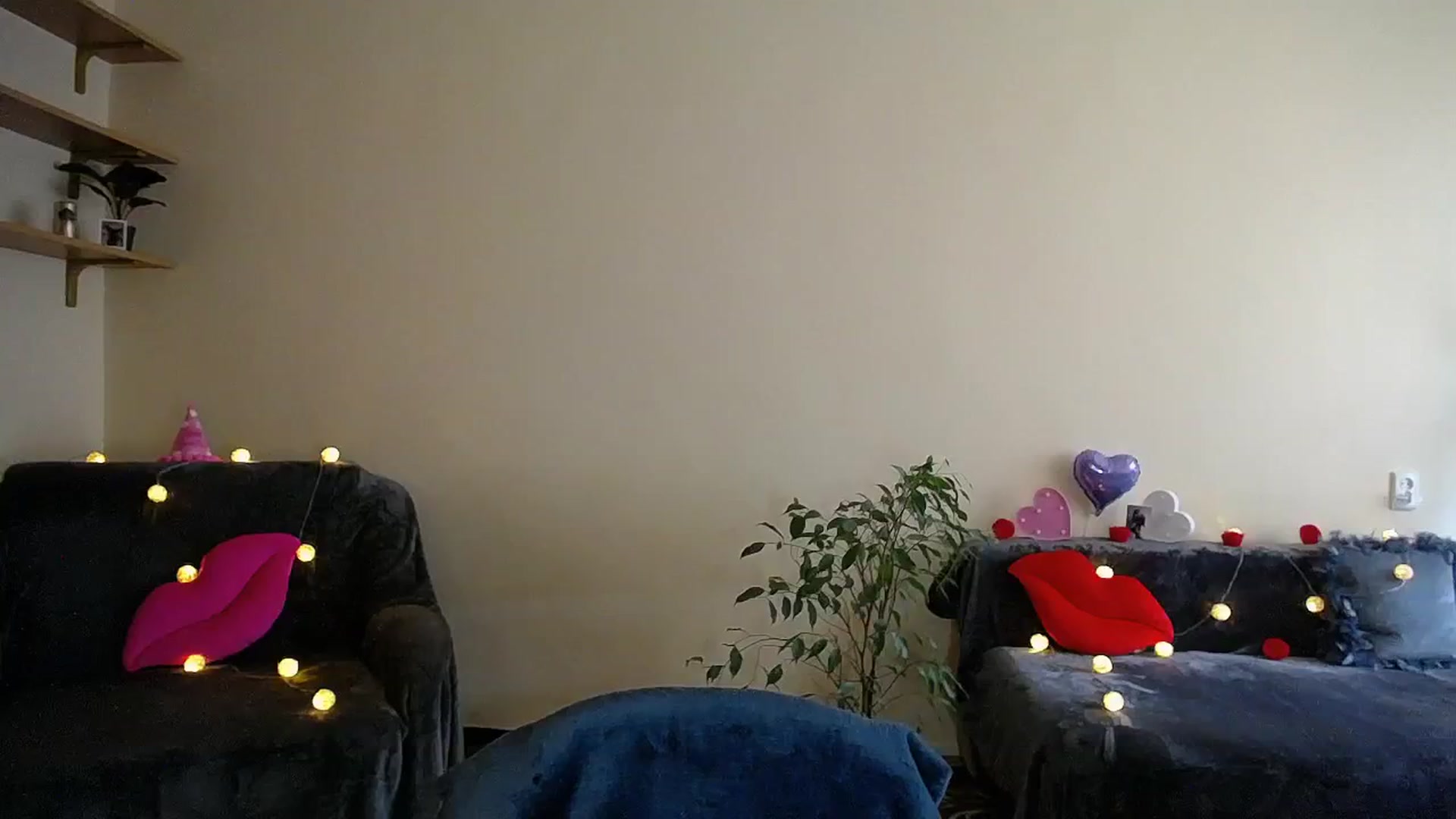 Gallery image thumbnail from Sunshine_alis's myfreecams stream on, 08/02/2025, 15:22 image 17 of 20