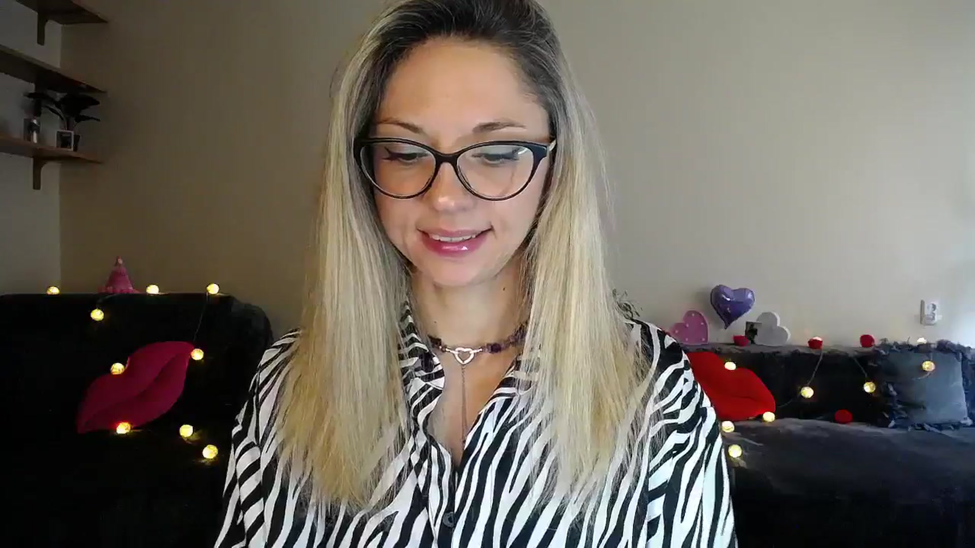 Gallery image thumbnail from Sunshine_alis's myfreecams stream on, 08/04/2025, 15:22 image 3 of 20
