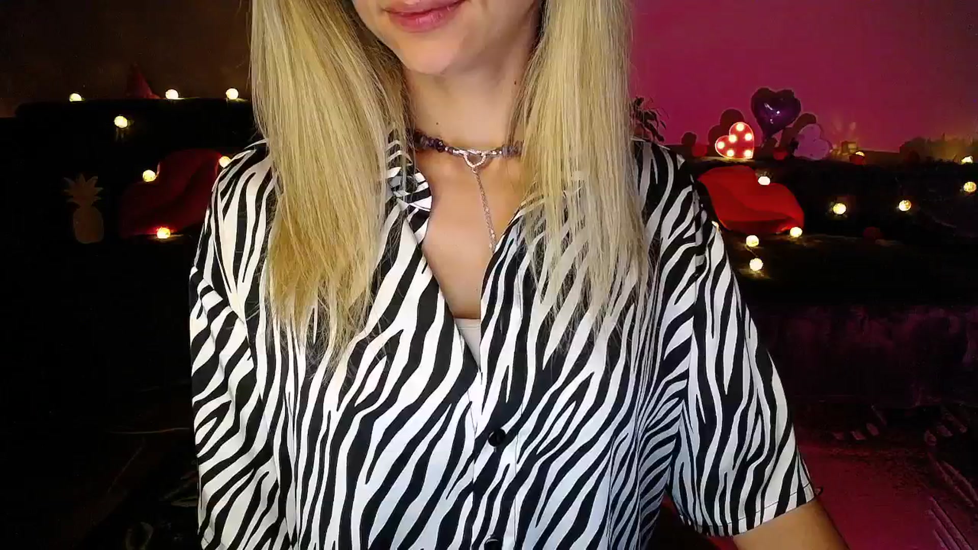 Gallery image thumbnail from Sunshine_alis's myfreecams stream on, 08/04/2025, 18:53 image 19 of 20