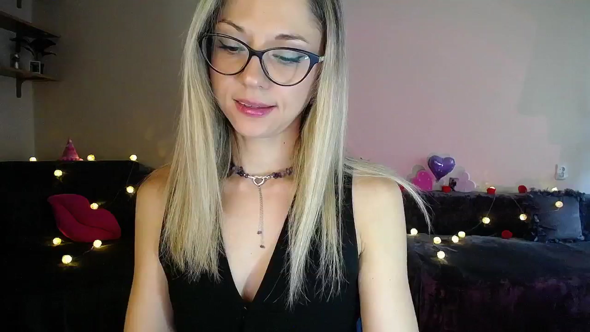 Gallery image thumbnail from Sunshine_alis's myfreecams stream on, 08/06/2025, 16:05 image 8 of 20