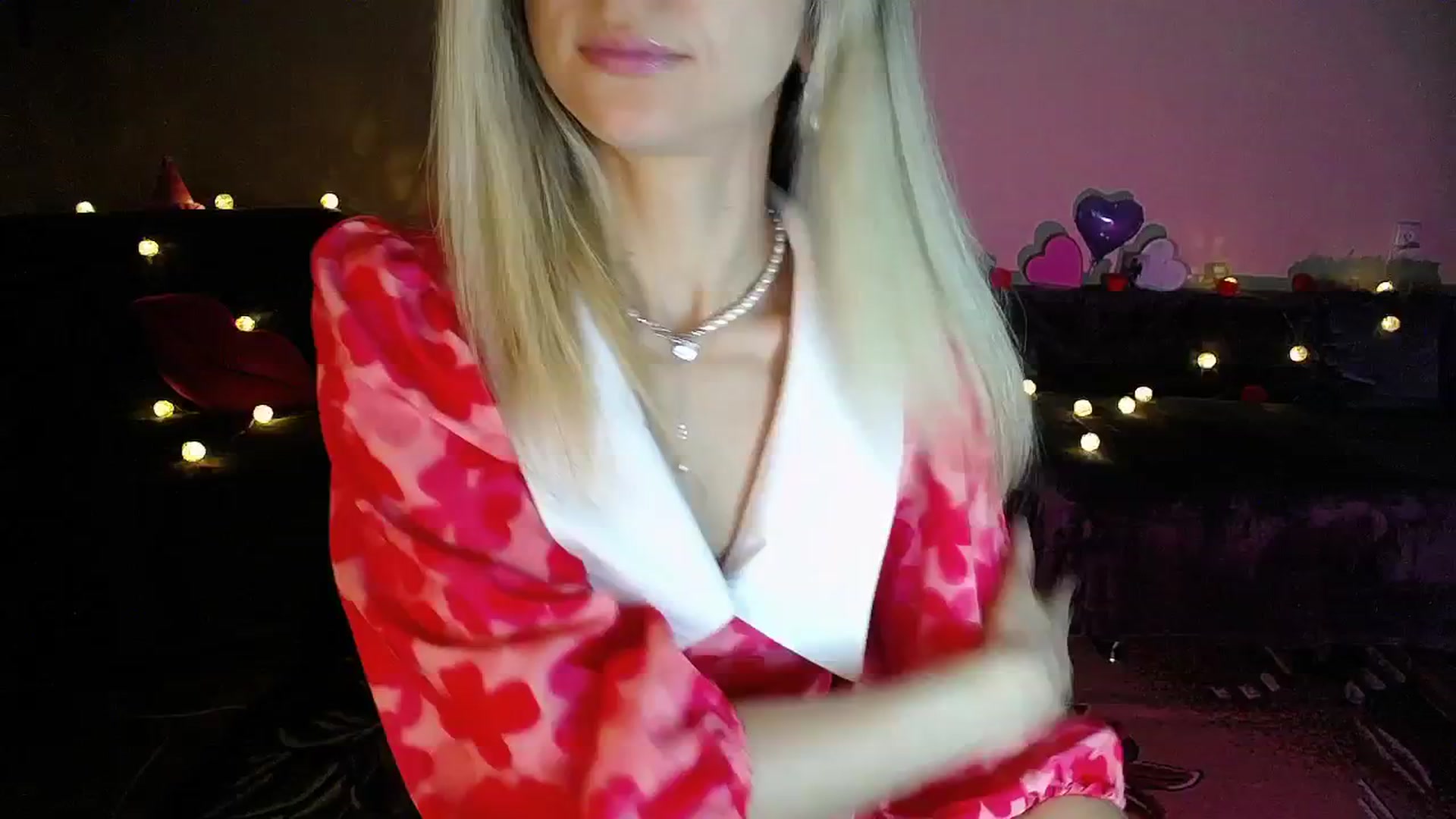 Gallery image thumbnail from Sunshine_alis's myfreecams stream on, 08/07/2025, 19:05 image 1 of 20