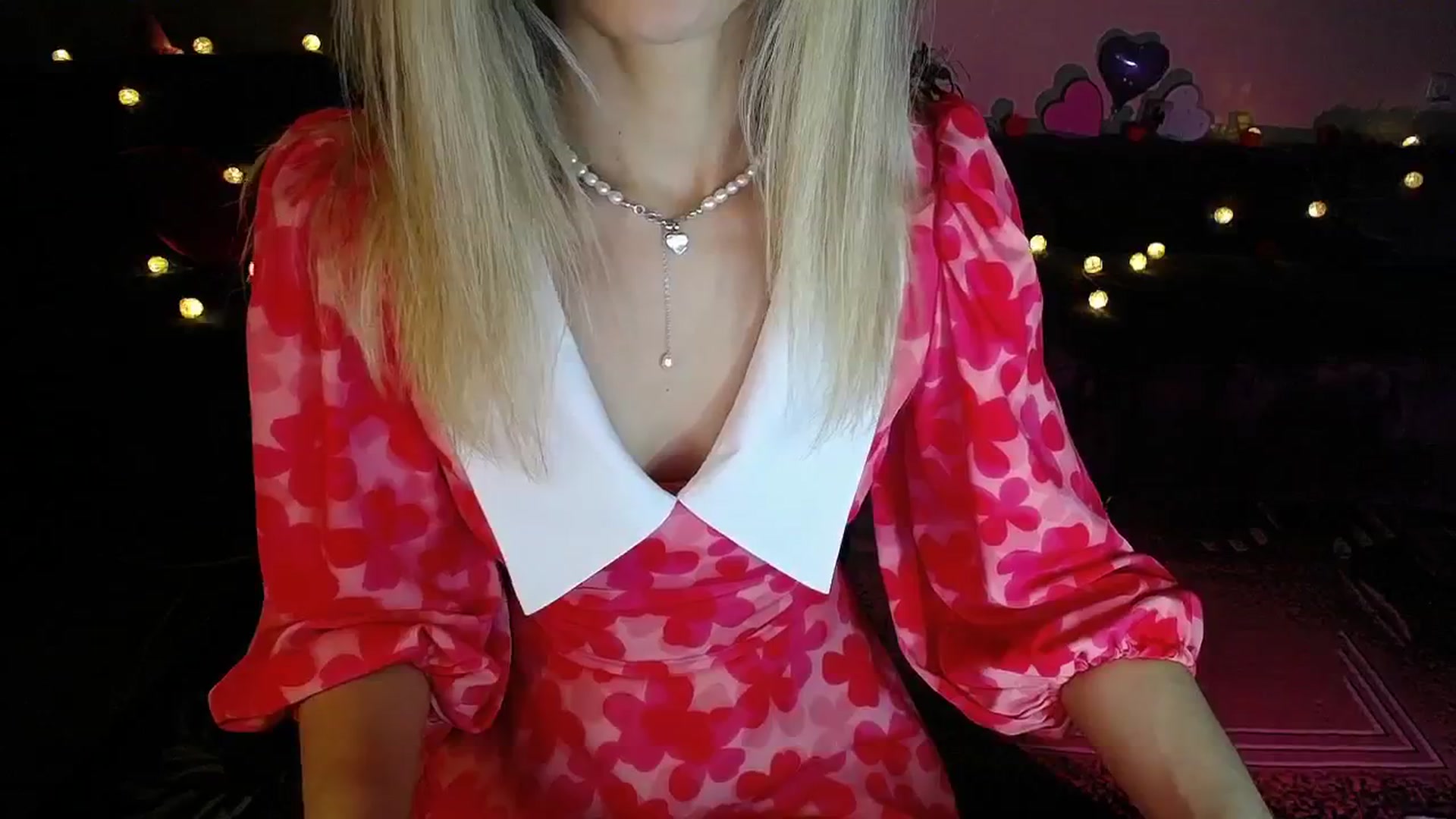 Gallery image thumbnail from Sunshine_alis's myfreecams stream on, 08/07/2025, 19:05 image 16 of 20