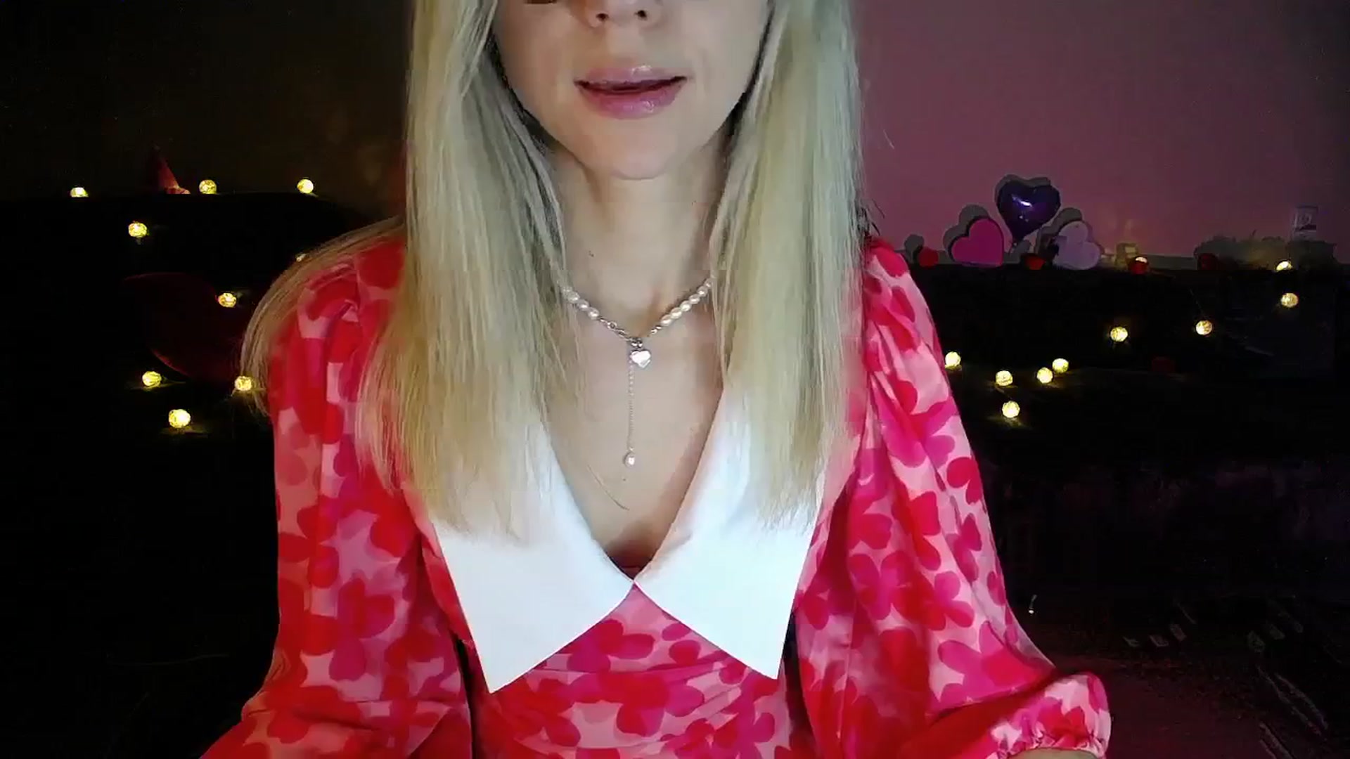 Gallery image thumbnail from Sunshine_alis's myfreecams stream on, 08/07/2025, 19:05 image 11 of 20