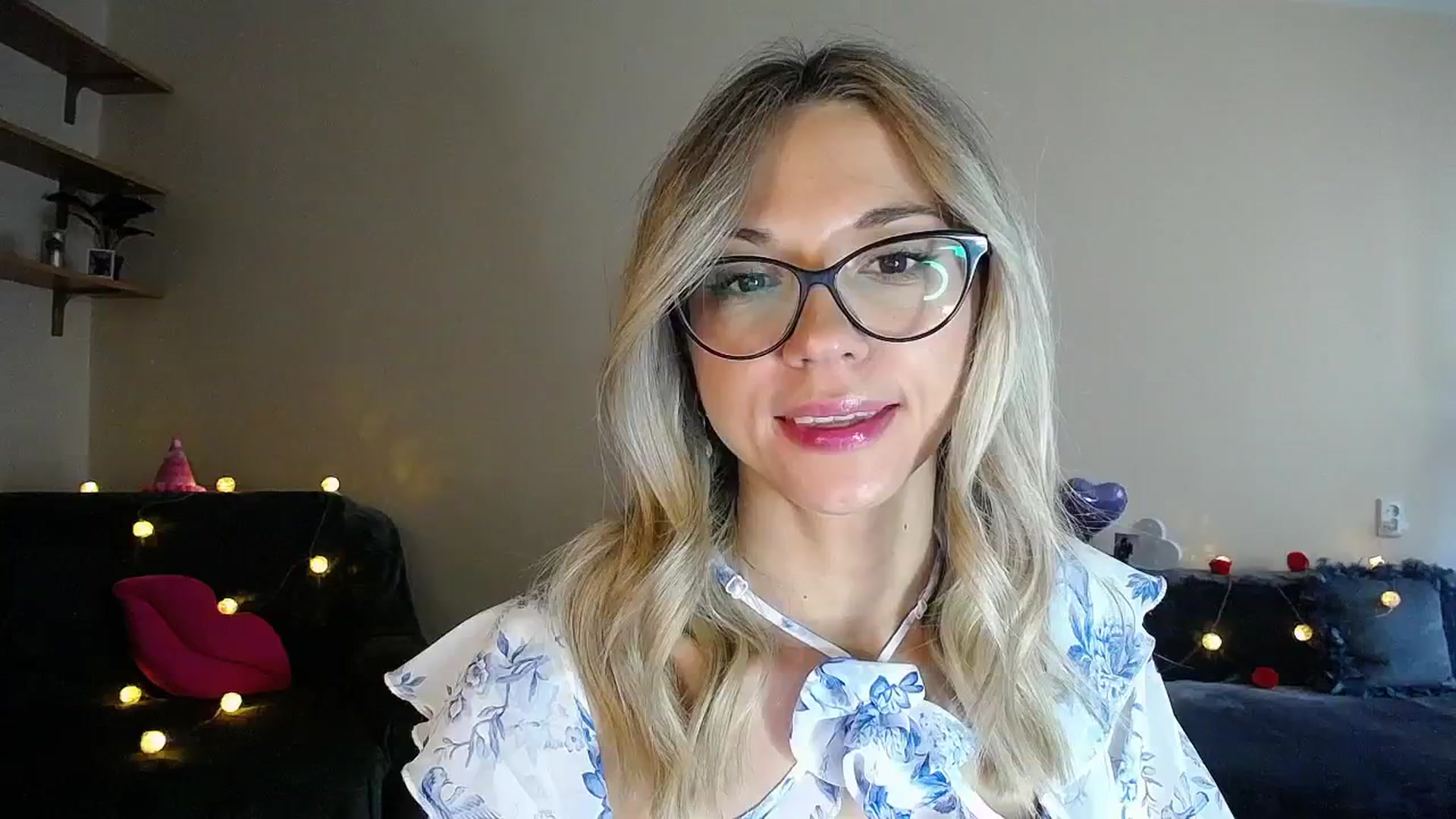 Gallery image thumbnail from Sunshine_alis's myfreecams stream on, 08/08/2025, 17:29 image 3 of 20