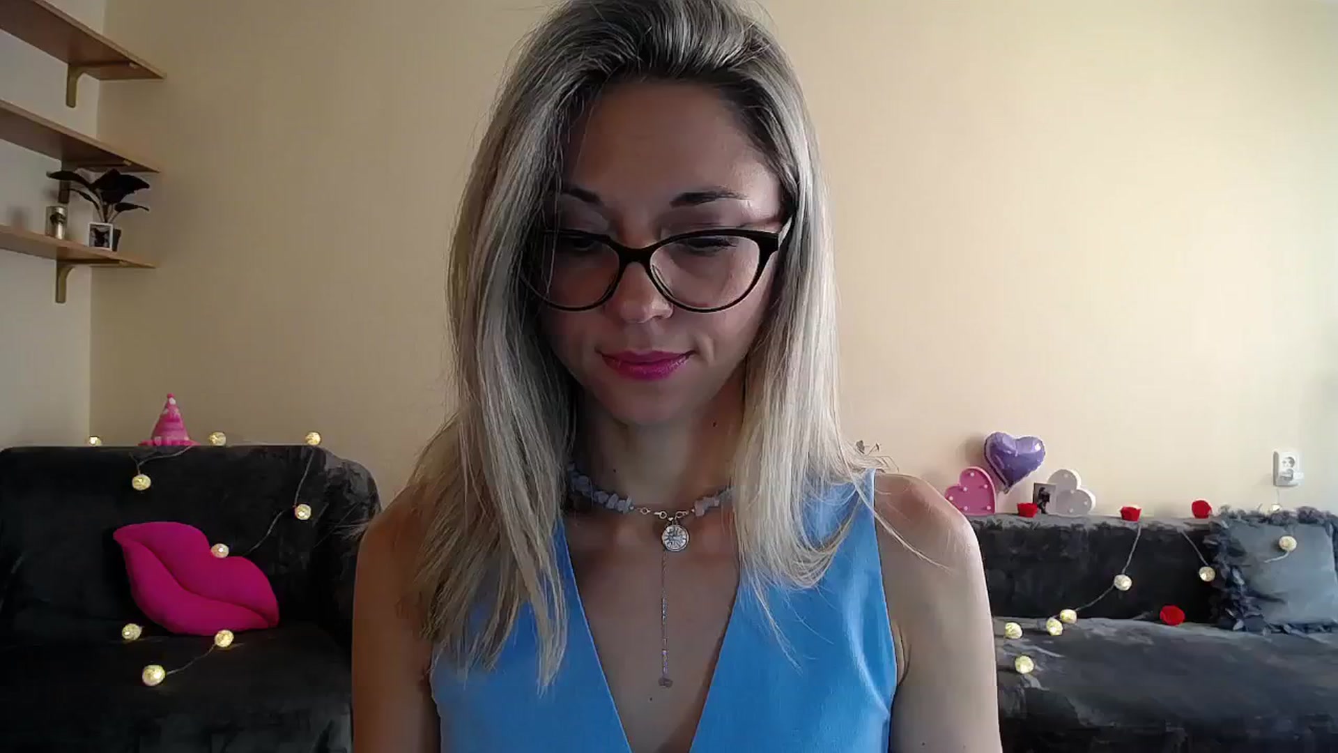 Gallery image thumbnail from Sunshine_alis's myfreecams stream on, 08/09/2025, 16:30 image 9 of 20
