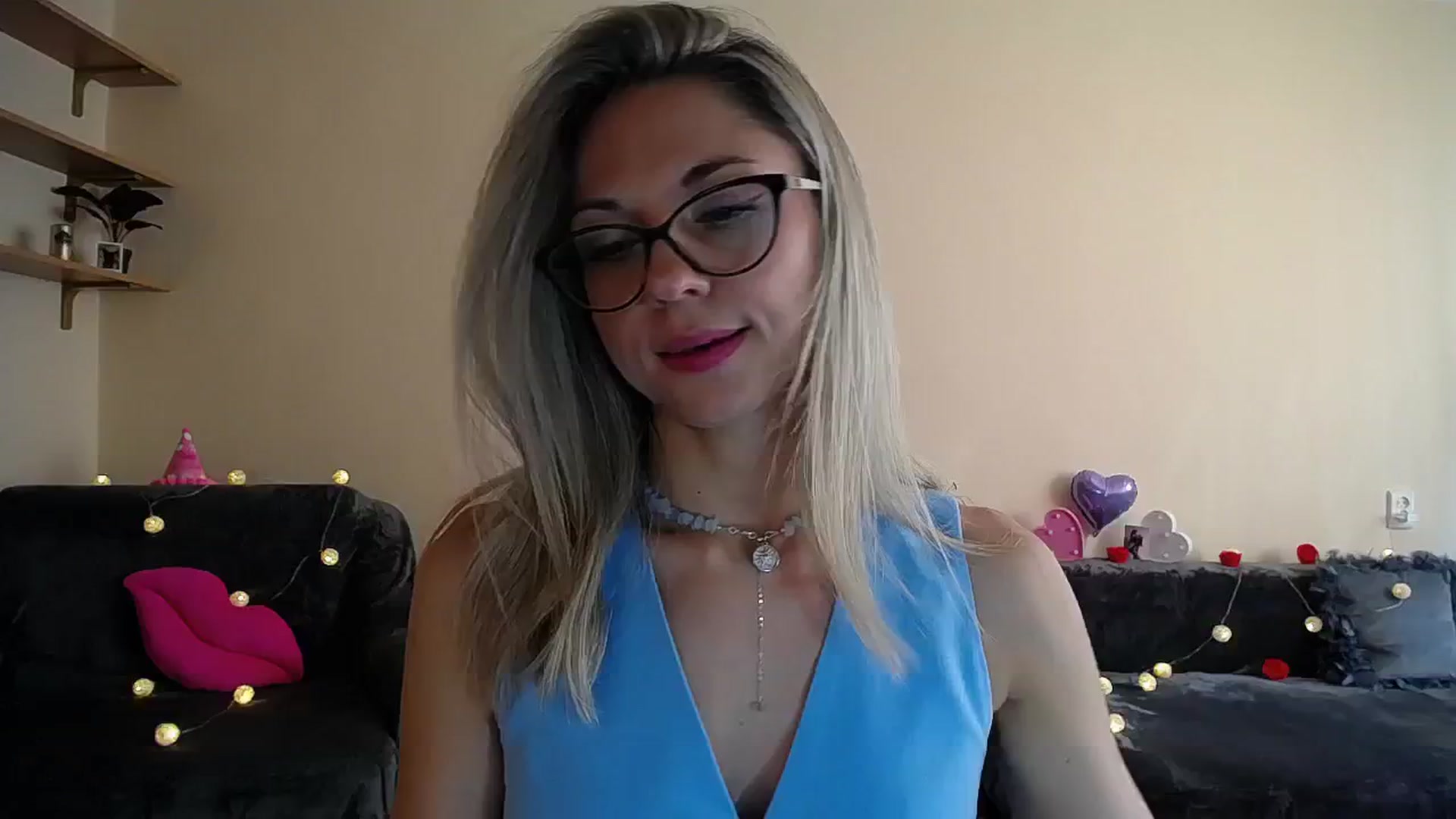 Gallery image thumbnail from Sunshine_alis's myfreecams stream on, 08/09/2025, 16:30 image 12 of 20