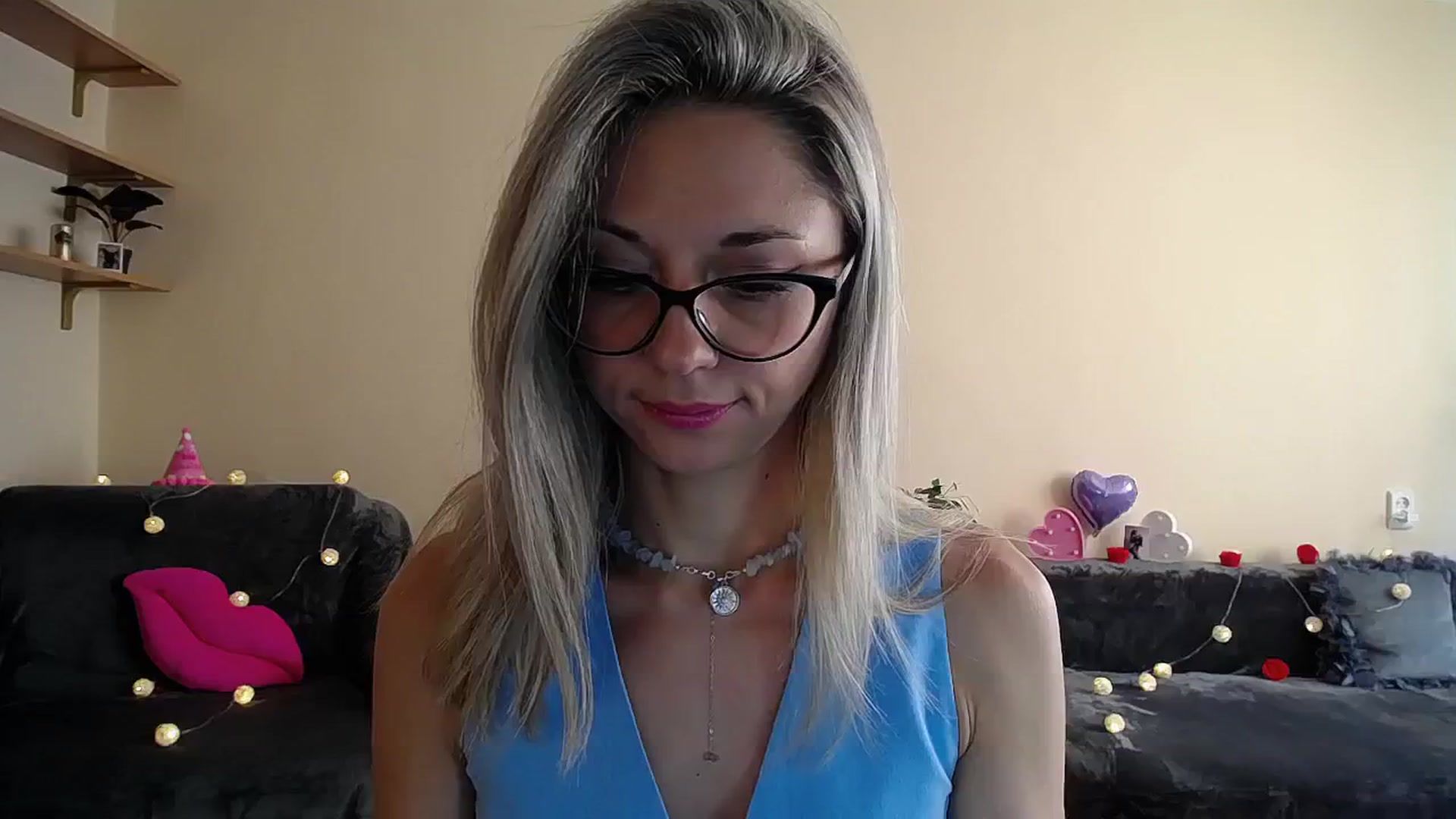 Gallery image thumbnail from Sunshine_alis's myfreecams stream on, 08/09/2025, 16:30 image 10 of 20