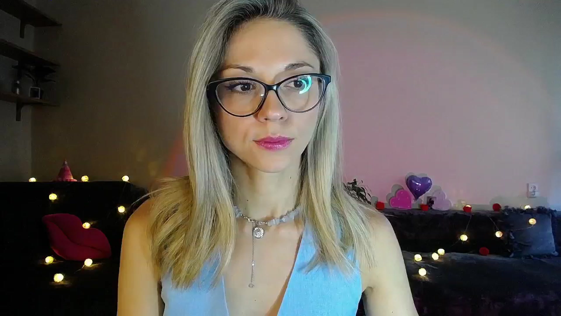 Gallery image thumbnail from Sunshine_alis's myfreecams stream on, 08/09/2025, 17:12 image 3 of 20