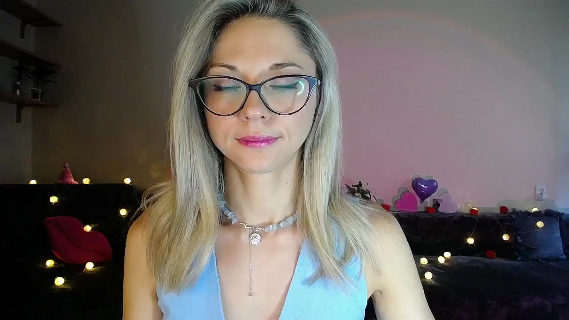 Gallery image thumbnail from Sunshine_alis's myfreecams stream on, 08/09/2025, 17:12 image 6 of 20