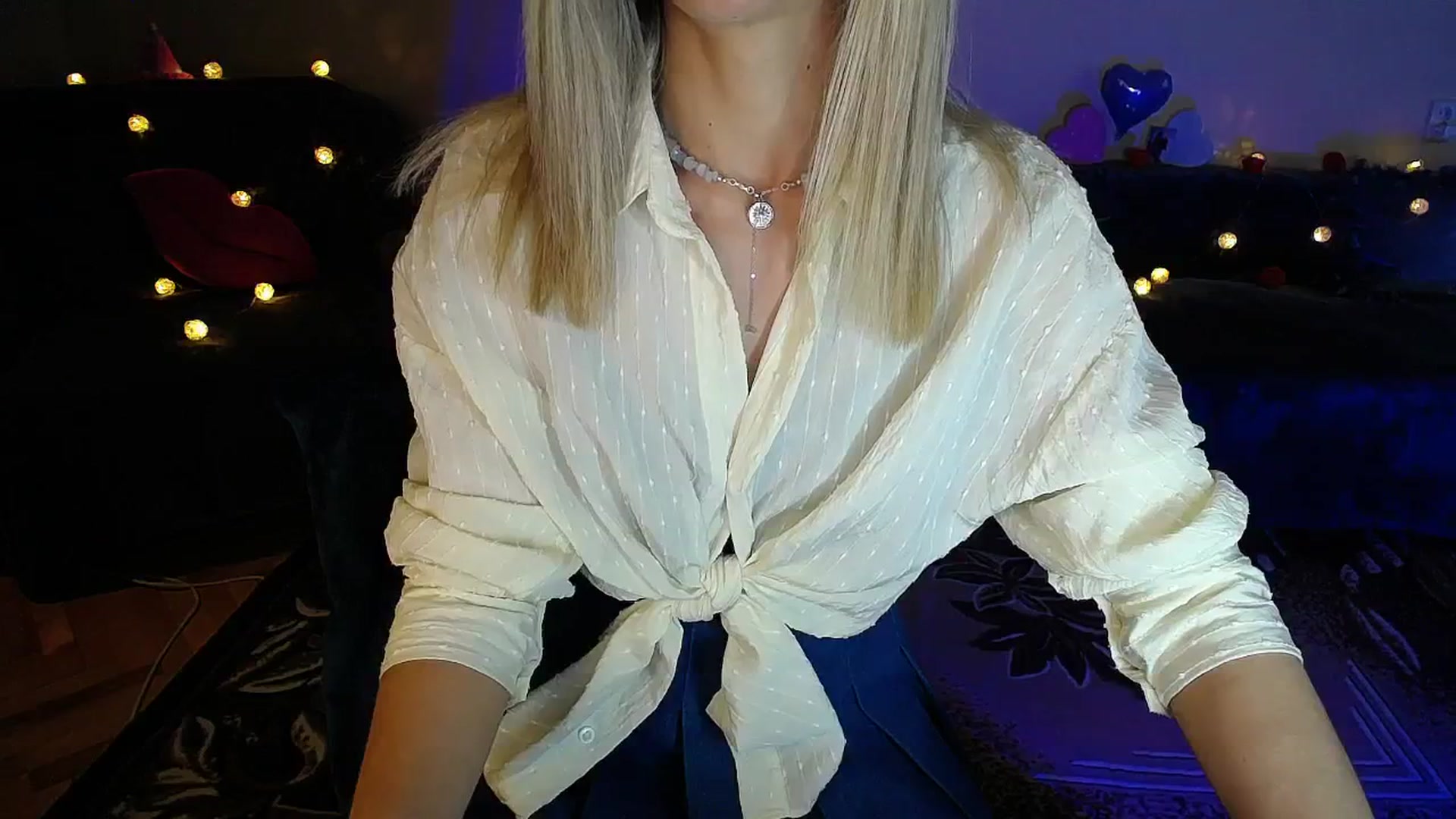Gallery image thumbnail from Sunshine_alis's myfreecams stream on, 08/11/2025, 18:05 image 13 of 20
