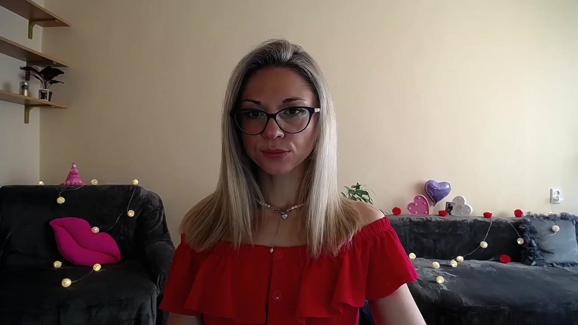 Gallery image thumbnail from Sunshine_alis's myfreecams stream on, 08/12/2025, 16:03 image 3 of 20