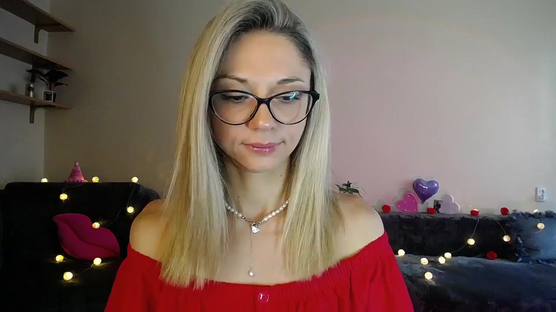 Gallery image thumbnail from Sunshine_alis's myfreecams stream on, 08/12/2025, 16:31 image 13 of 20