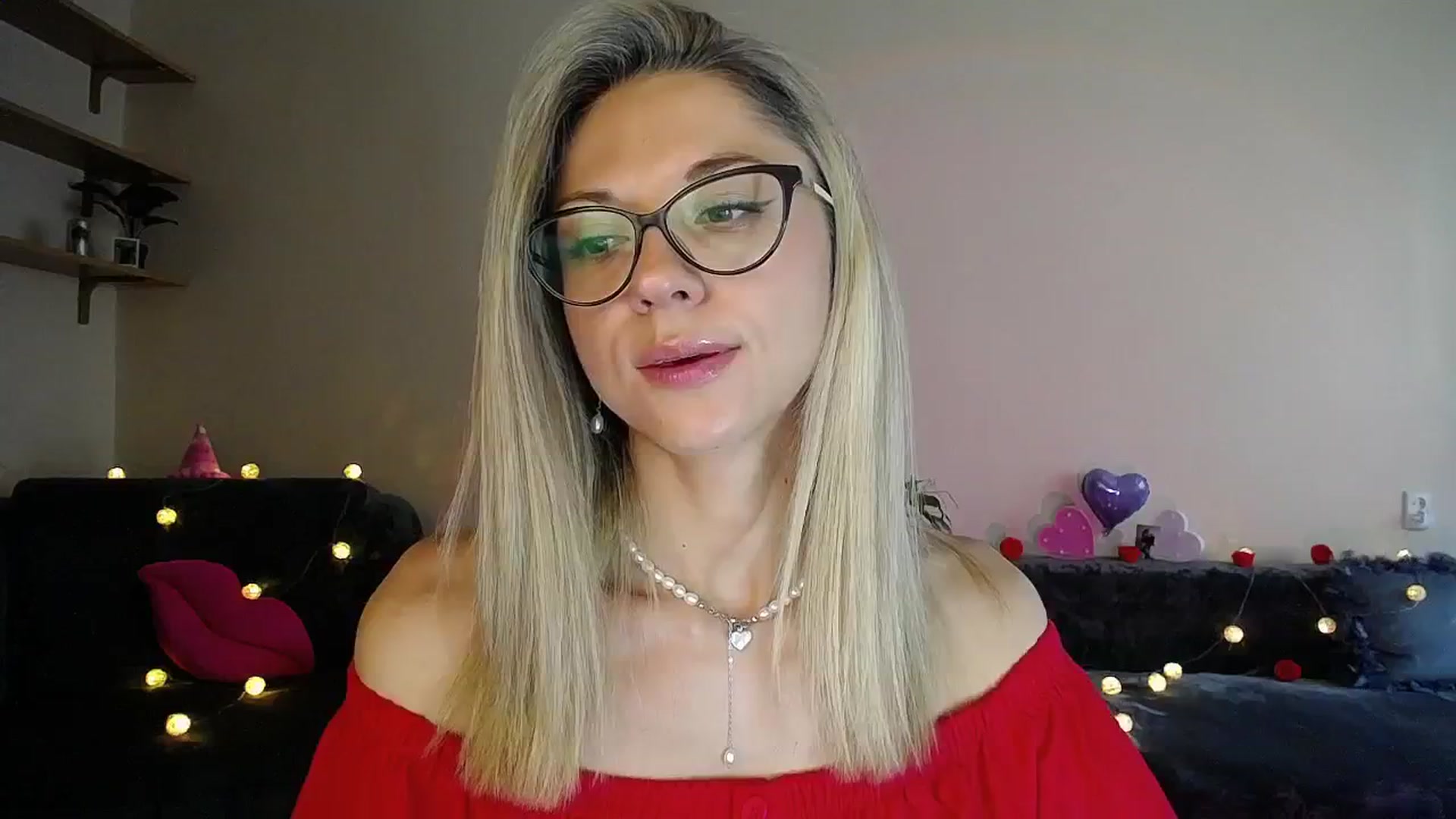 Gallery image thumbnail from Sunshine_alis's myfreecams stream on, 08/12/2025, 16:31 image 19 of 20