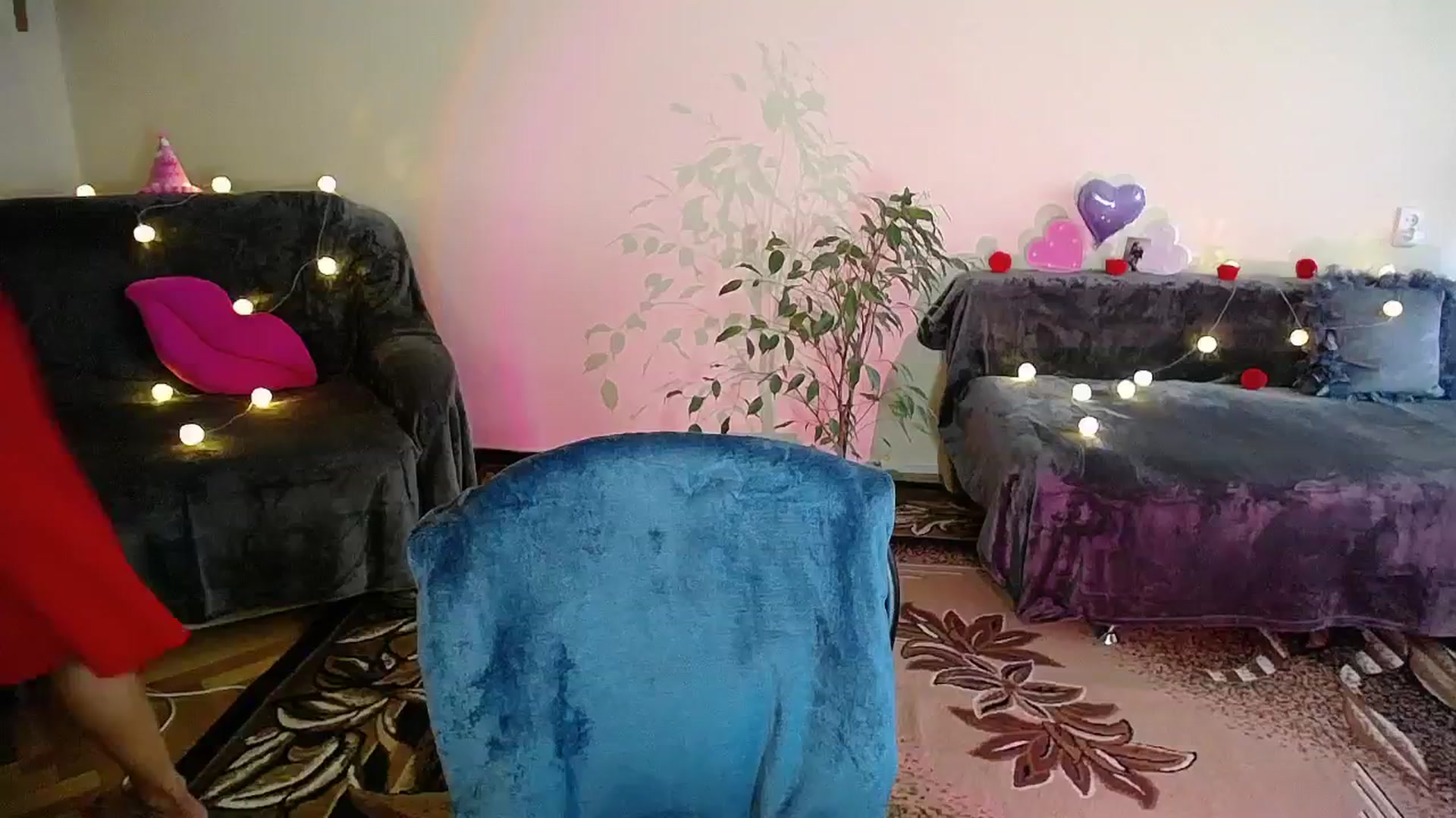 Gallery image thumbnail from Sunshine_alis's myfreecams stream on, 08/12/2025, 17:00 image 7 of 20