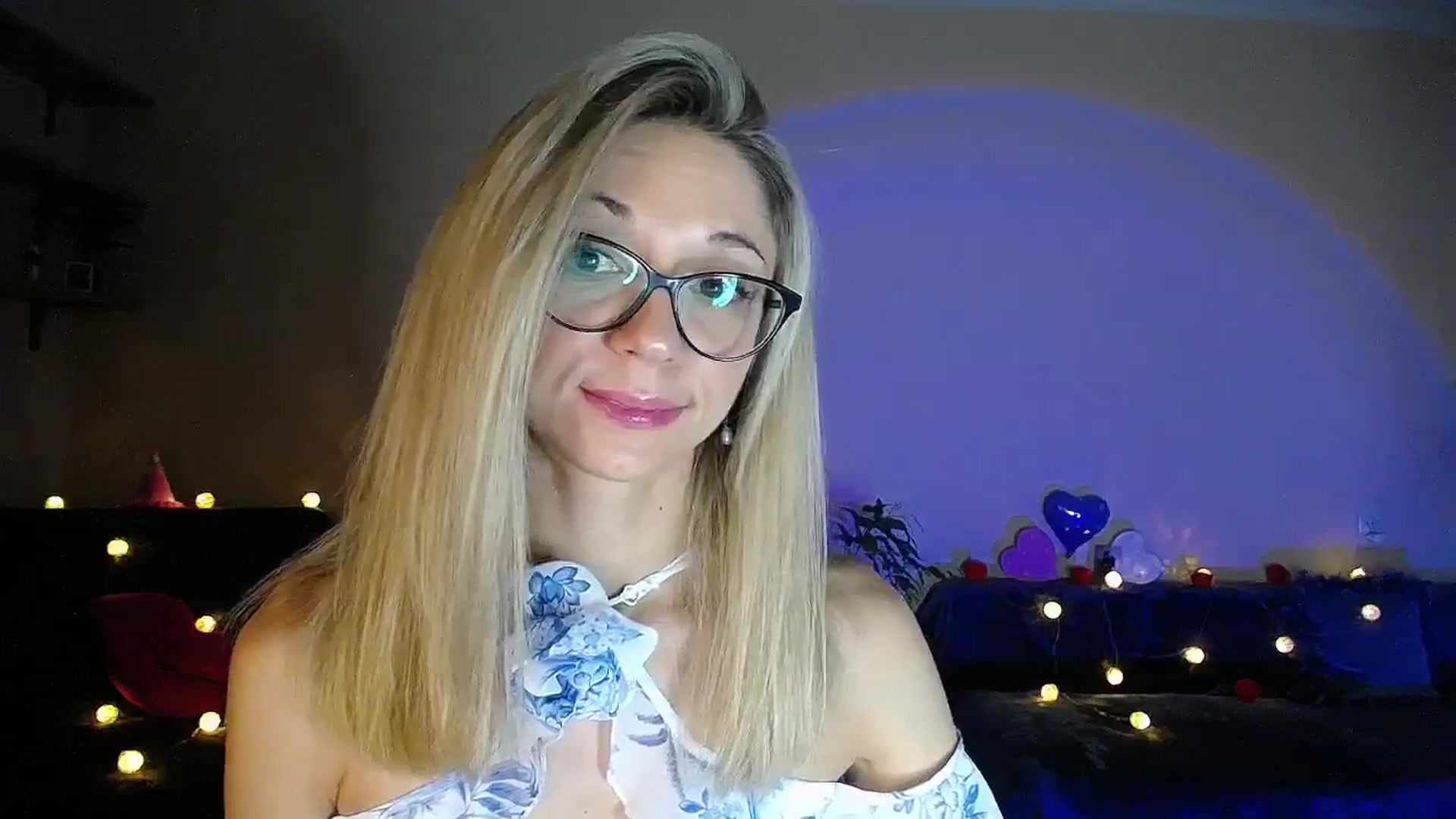 Gallery image thumbnail from Sunshine_alis's myfreecams stream on, 08/14/2025, 18:05 image 11 of 20