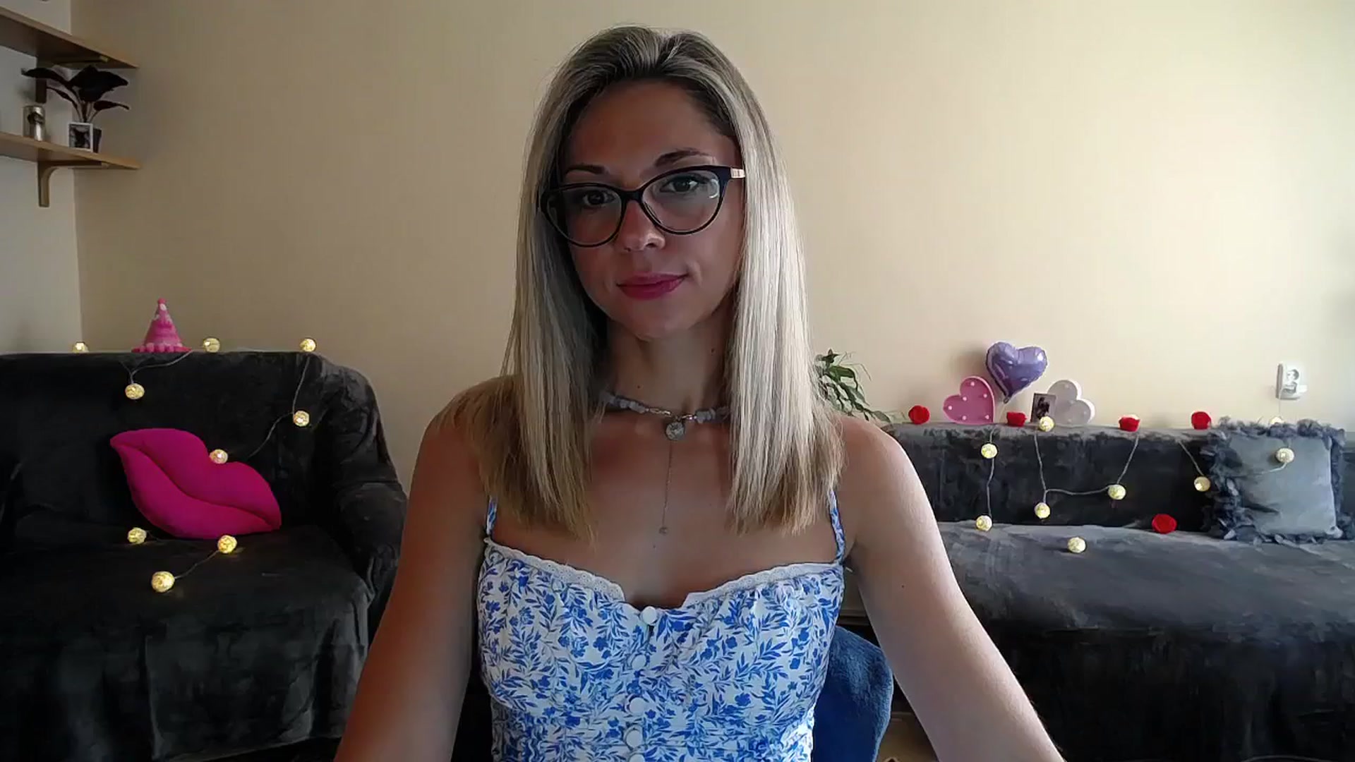 Gallery image thumbnail from Sunshine_alis's myfreecams stream on, 08/16/2025, 15:52 image 7 of 20