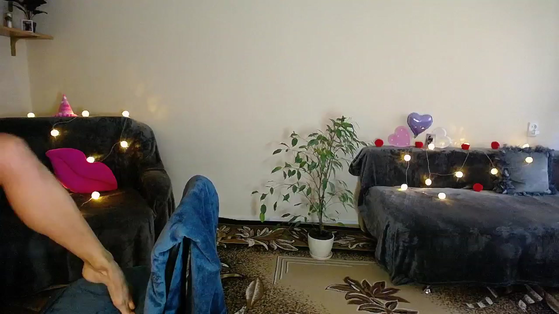 Gallery image thumbnail from Sunshine_alis's myfreecams stream on, 08/16/2025, 17:12 image 4 of 20