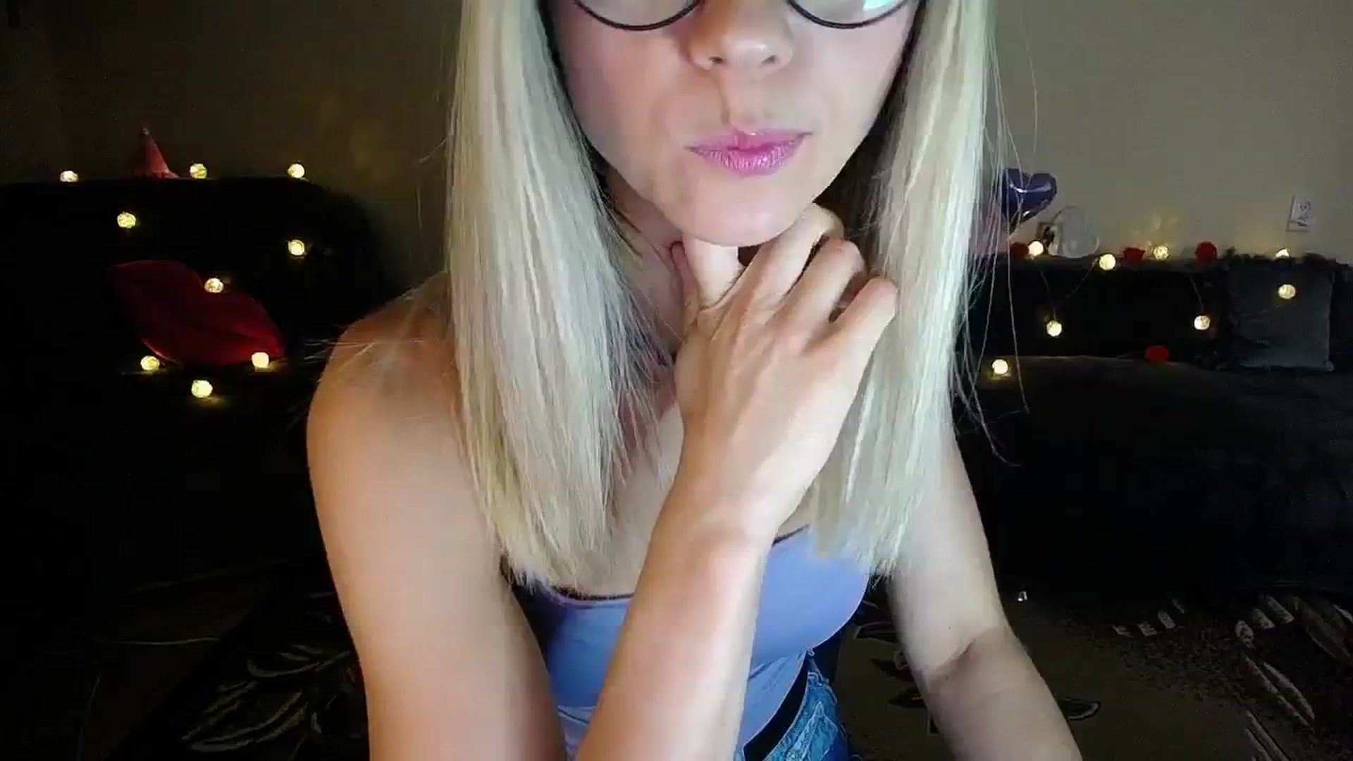 Gallery image thumbnail from Sunshine_alis's myfreecams stream on, 08/18/2025, 19:12 image 17 of 20