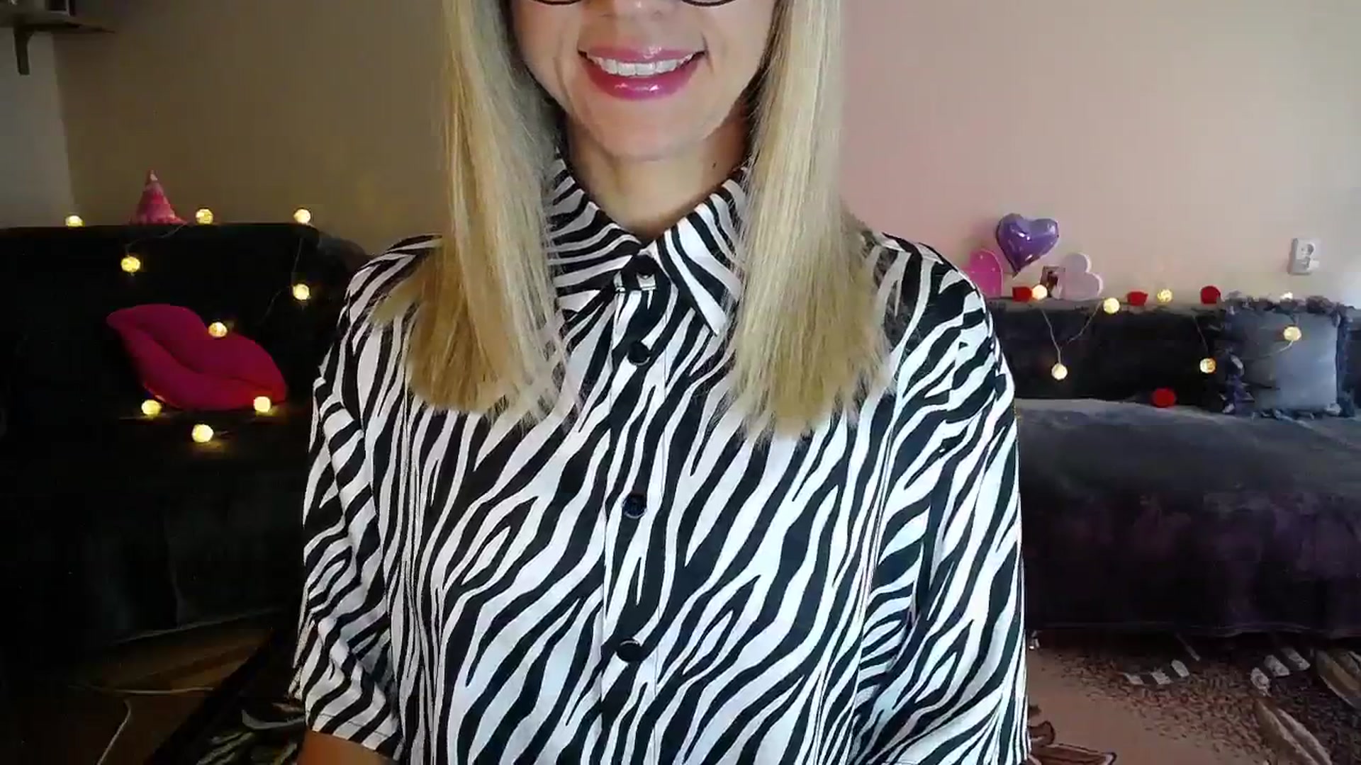 Gallery image thumbnail from Sunshine_alis's myfreecams stream on, 08/19/2025, 15:28 image 16 of 20