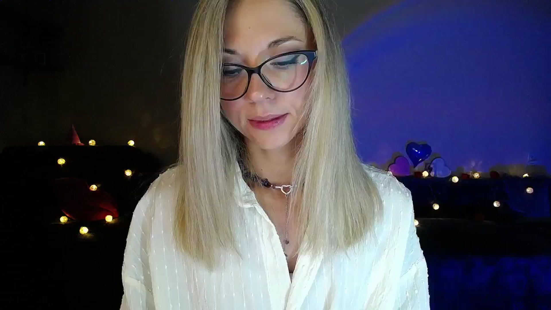 Gallery image thumbnail from Sunshine_alis's myfreecams stream on, 08/20/2025, 17:41 image 10 of 20