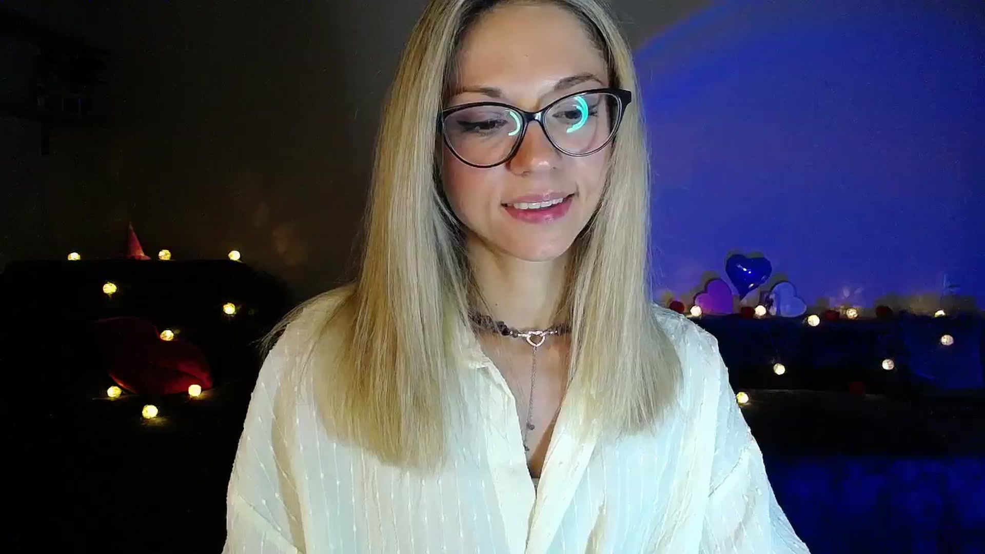 Gallery image thumbnail from Sunshine_alis's myfreecams stream on, 08/20/2025, 17:41 image 14 of 20