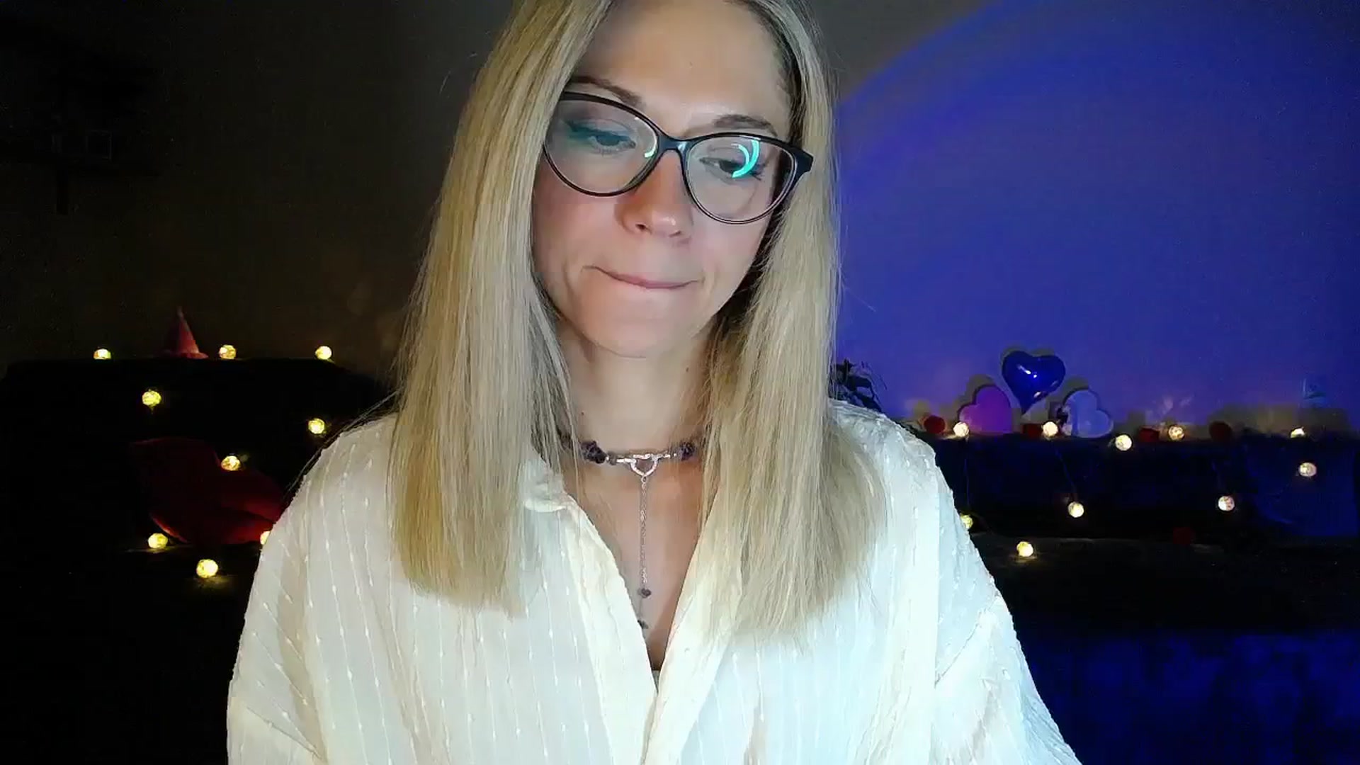 Gallery image thumbnail from Sunshine_alis's myfreecams stream on, 08/20/2025, 17:41 image 12 of 20