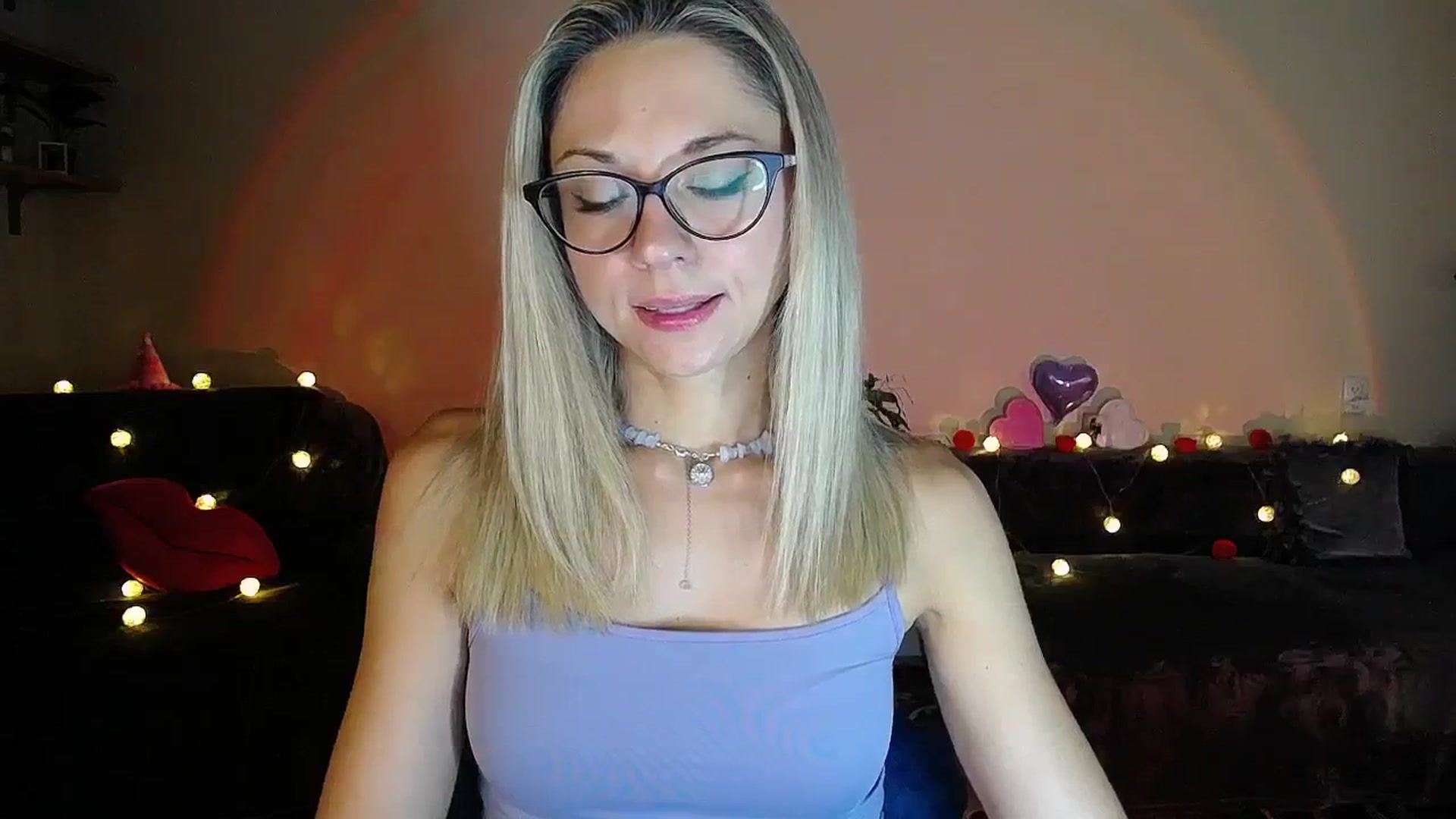Gallery image thumbnail from Sunshine_alis's myfreecams stream on, 08/22/2025, 18:07 image 7 of 20