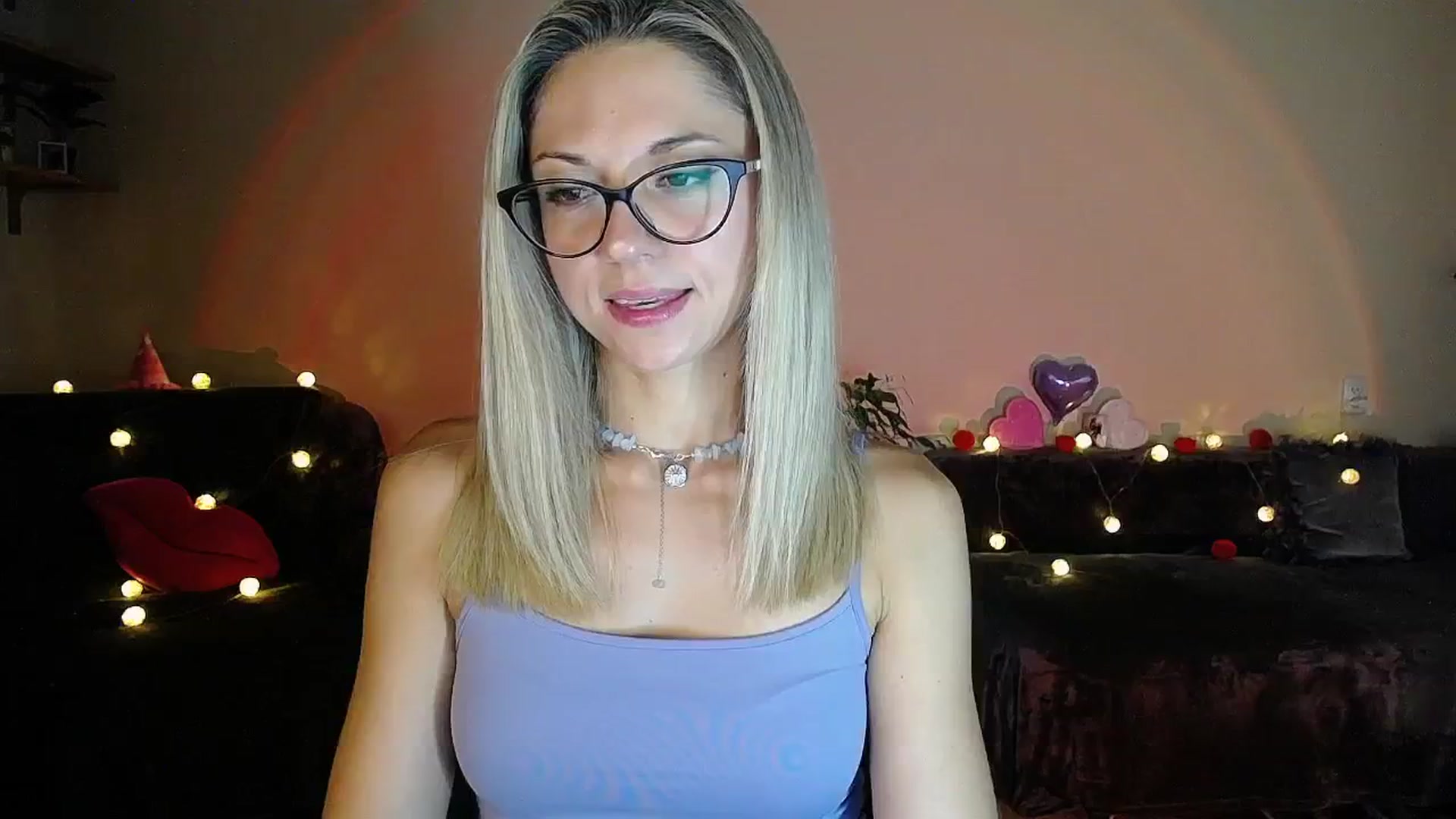 Gallery image thumbnail from Sunshine_alis's myfreecams stream on, 08/22/2025, 18:07 image 11 of 20