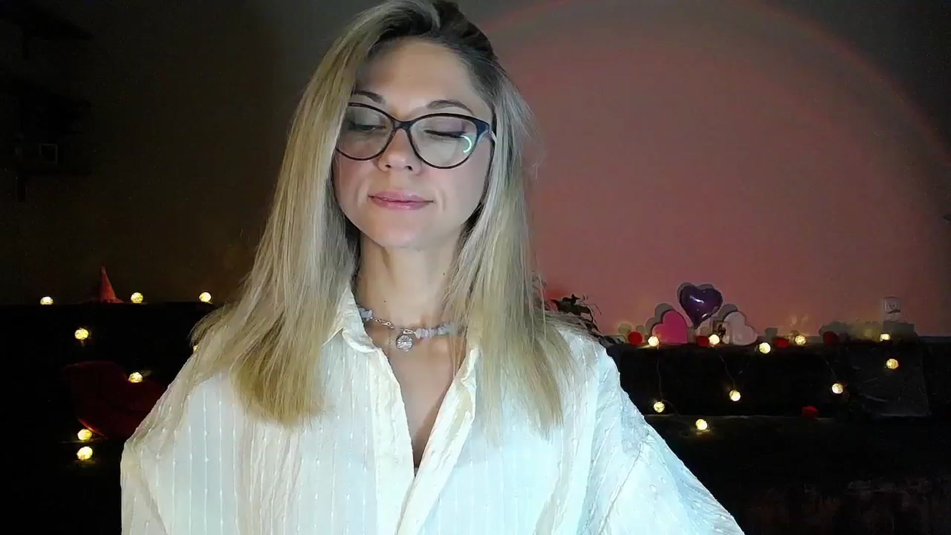 Gallery image thumbnail from Sunshine_alis's myfreecams stream on, 08/23/2025, 18:41 image 5 of 20