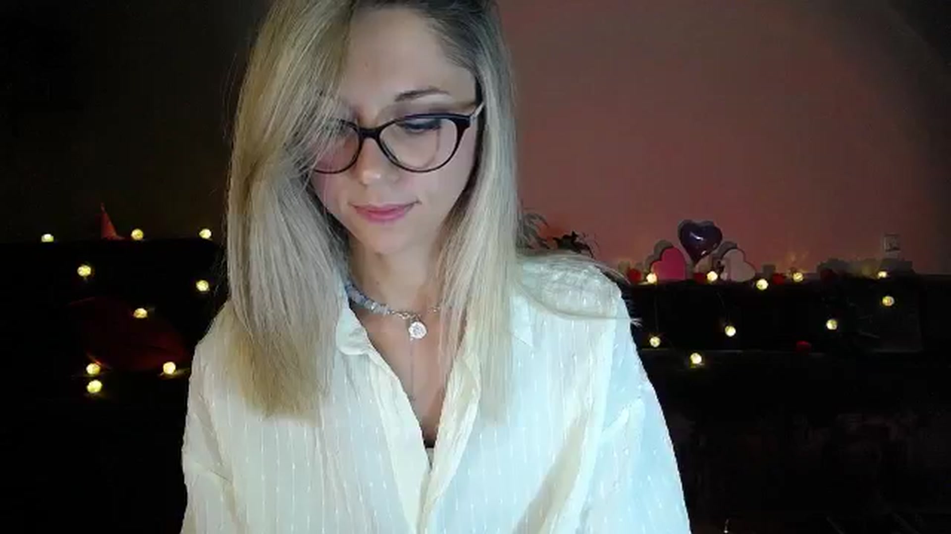 Gallery image thumbnail from Sunshine_alis's myfreecams stream on, 08/23/2025, 18:41 image 20 of 20